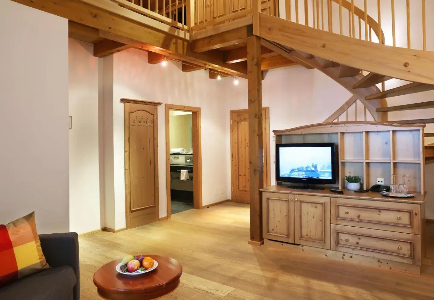 Two-Bedroom Suite in JUFA Alpenhotel Saalbach Two-Bedroom Suite in JUFA Alpenhotel Saalbach