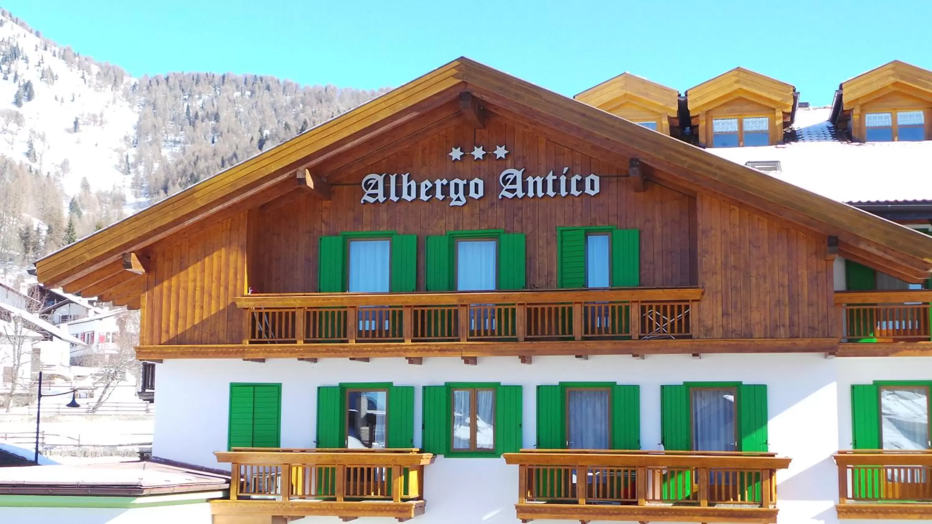 Property building, Winter in Albergo Antico