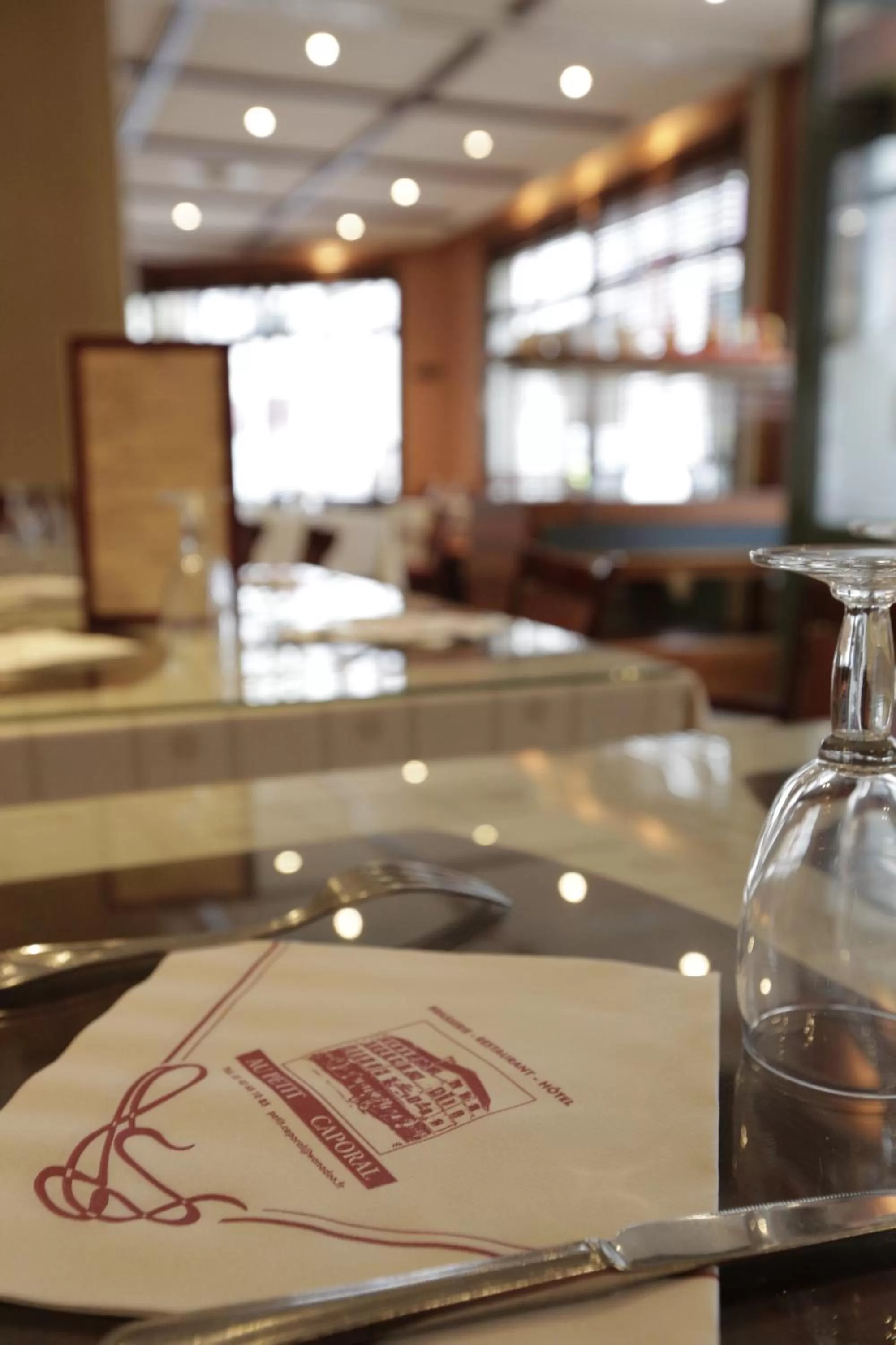 Restaurant/places to eat in Hôtel Au Petit Caporal