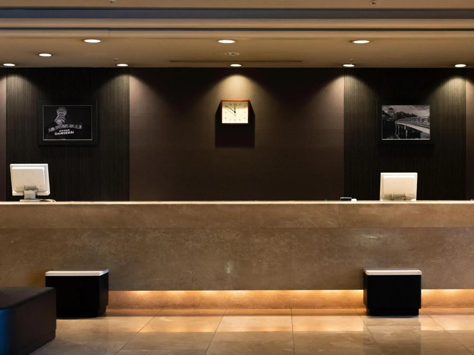 Lobby/Reception in Hotel Awina Osaka