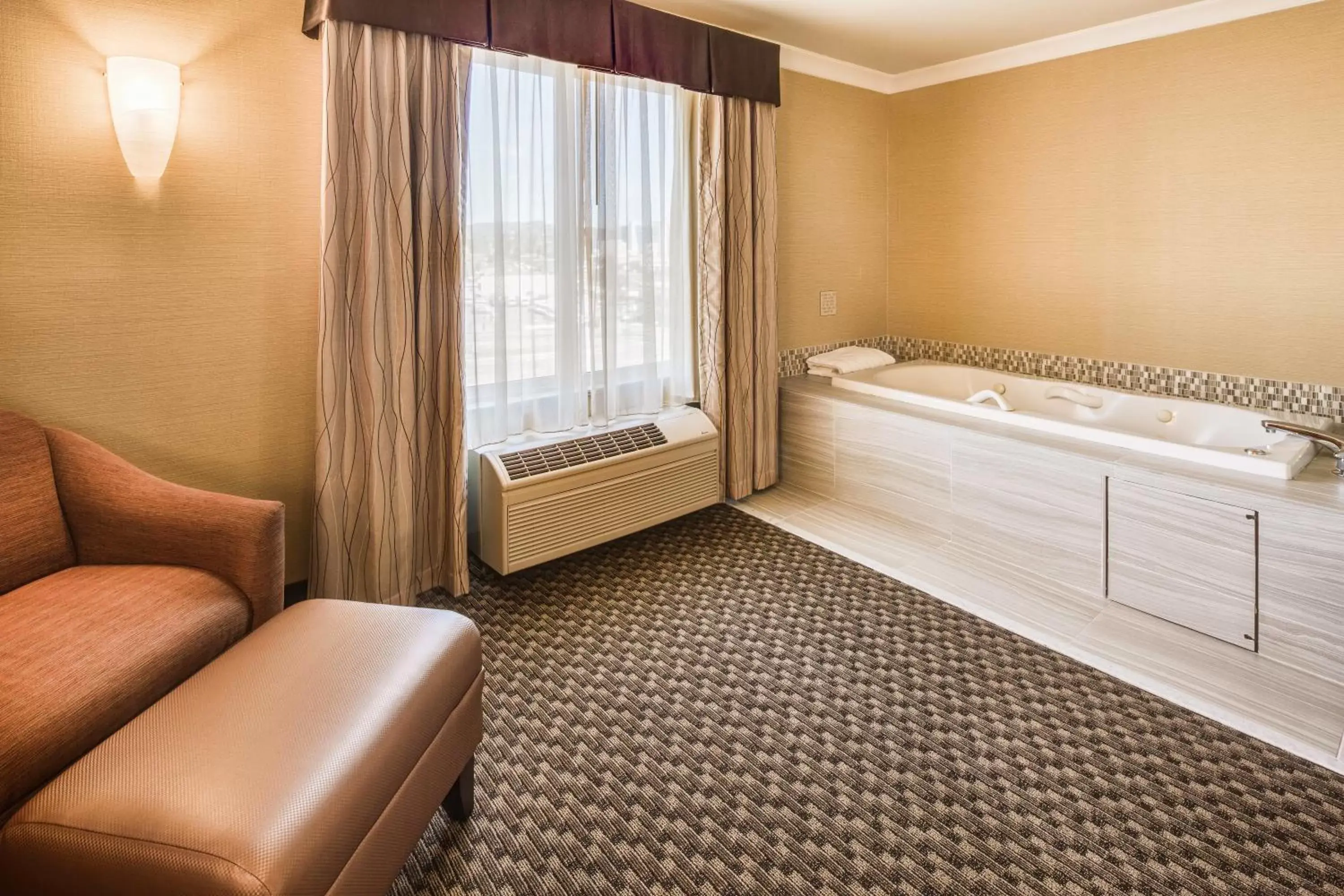 Photo of the whole room in Holiday Inn Express Castro Valley, an IHG Hotel