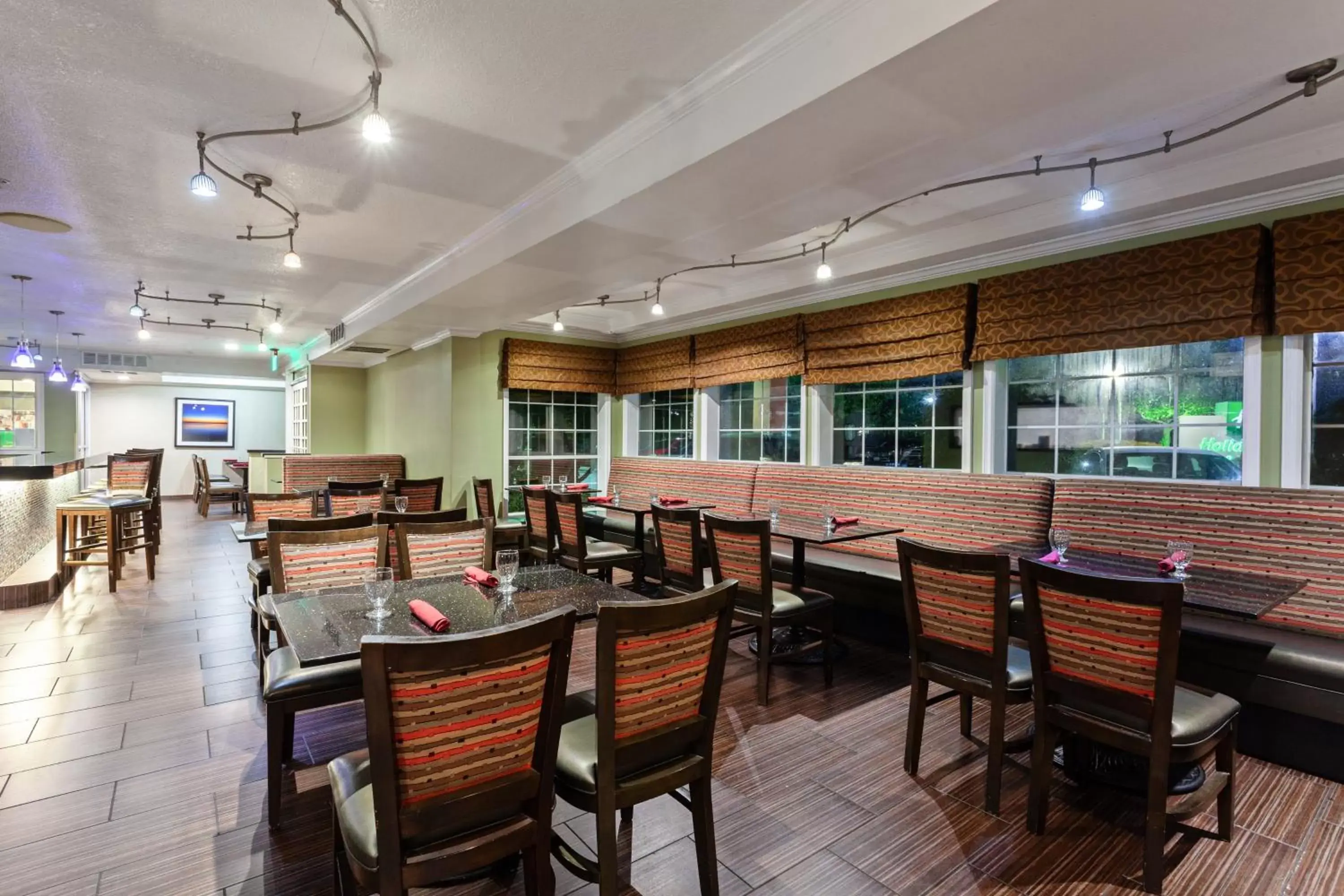 Restaurant/Places to Eat in Holiday Inn & Suites San Mateo - SFO, an IHG Hotel