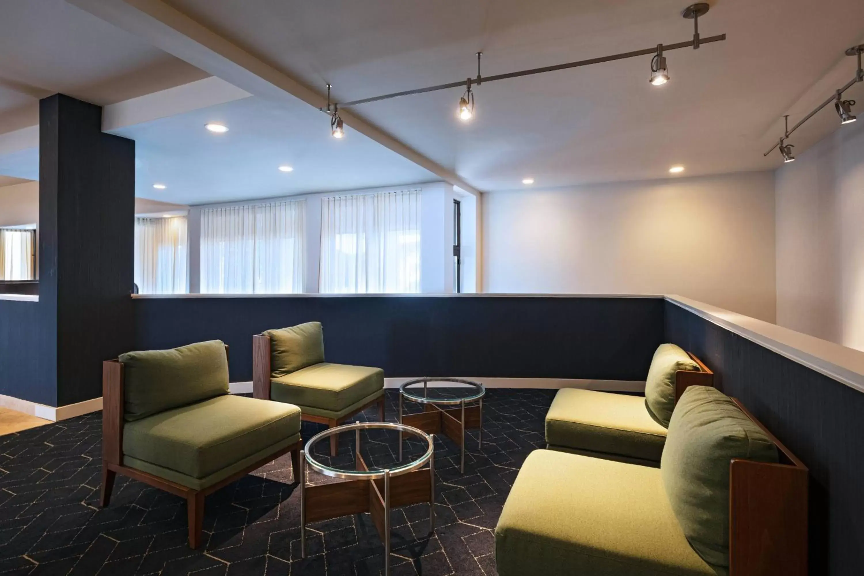 Lobby or reception, Seating Area in Courtyard by Marriott San Antonio Medical Center