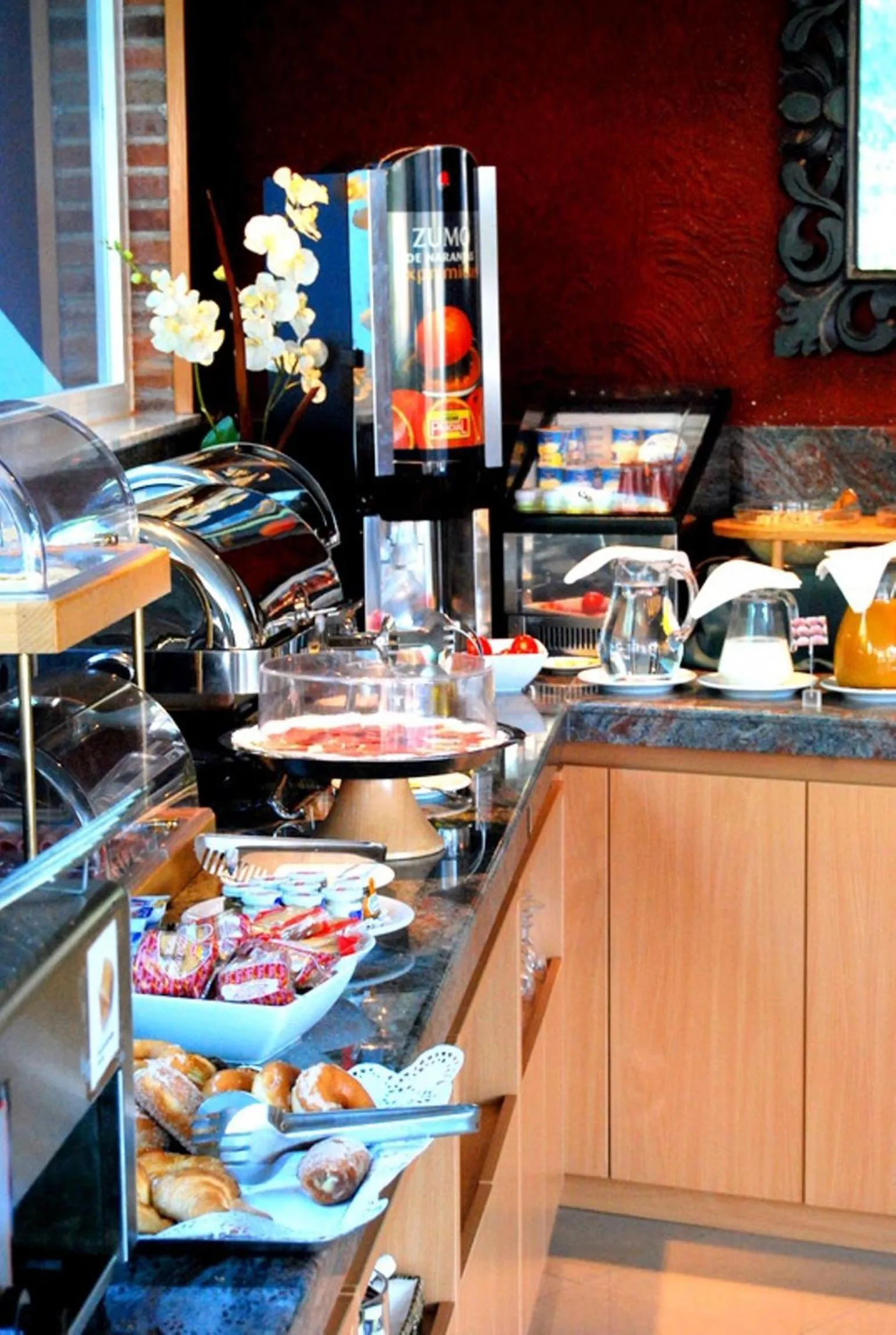 Restaurant/places to eat in PARK SEDO Aparthotel