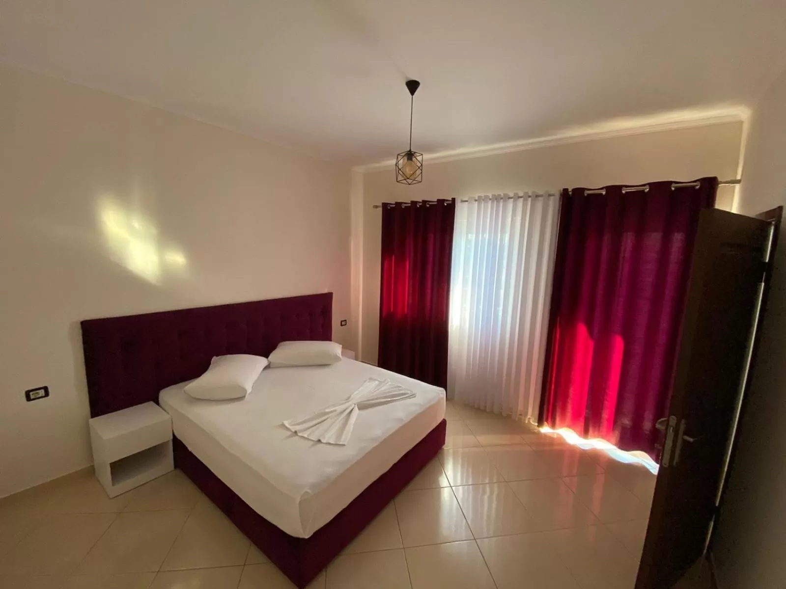 Bed in Hotel Kaloshi