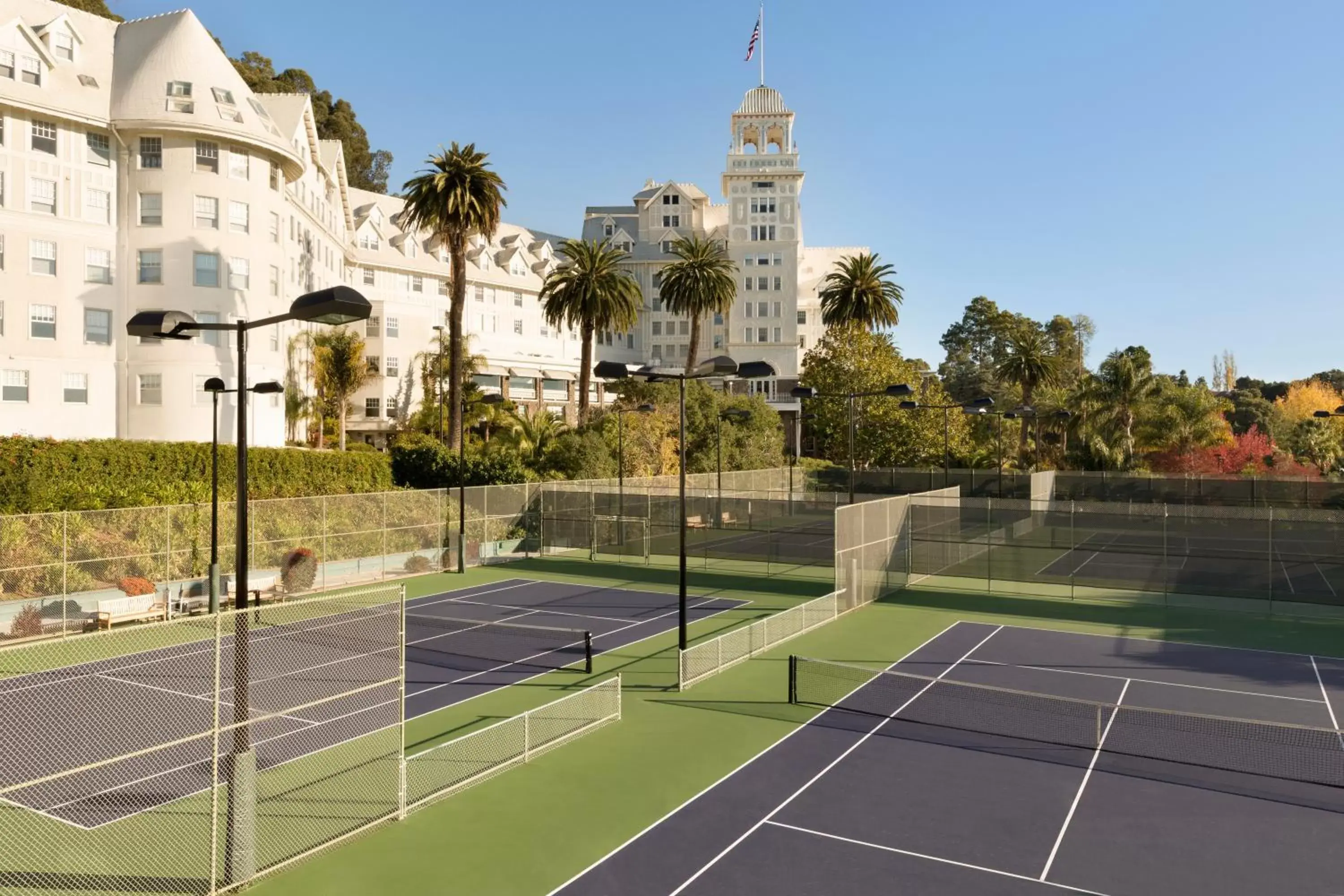Tennis court, Tennis/Squash in The Claremont Club & Spa, A Fairmont Hotel