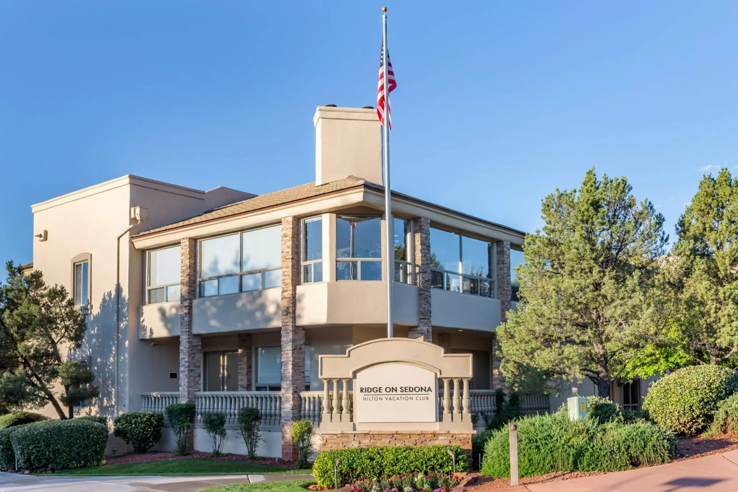 Facade/entrance, Property Building in Hilton Vacation Club Ridge on Sedona