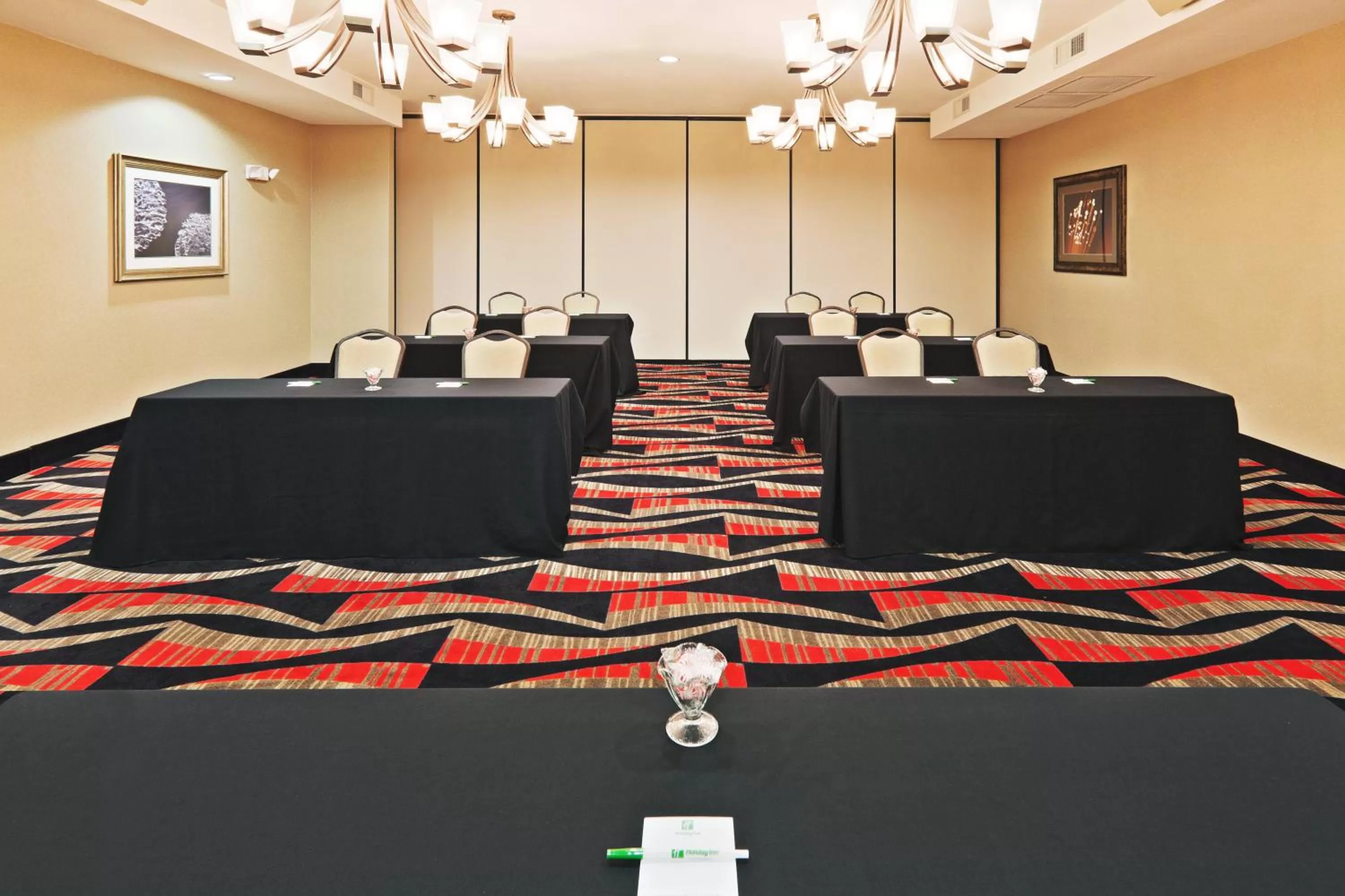 Meeting/conference room in Holiday Inn Oklahoma City Airport by IHG