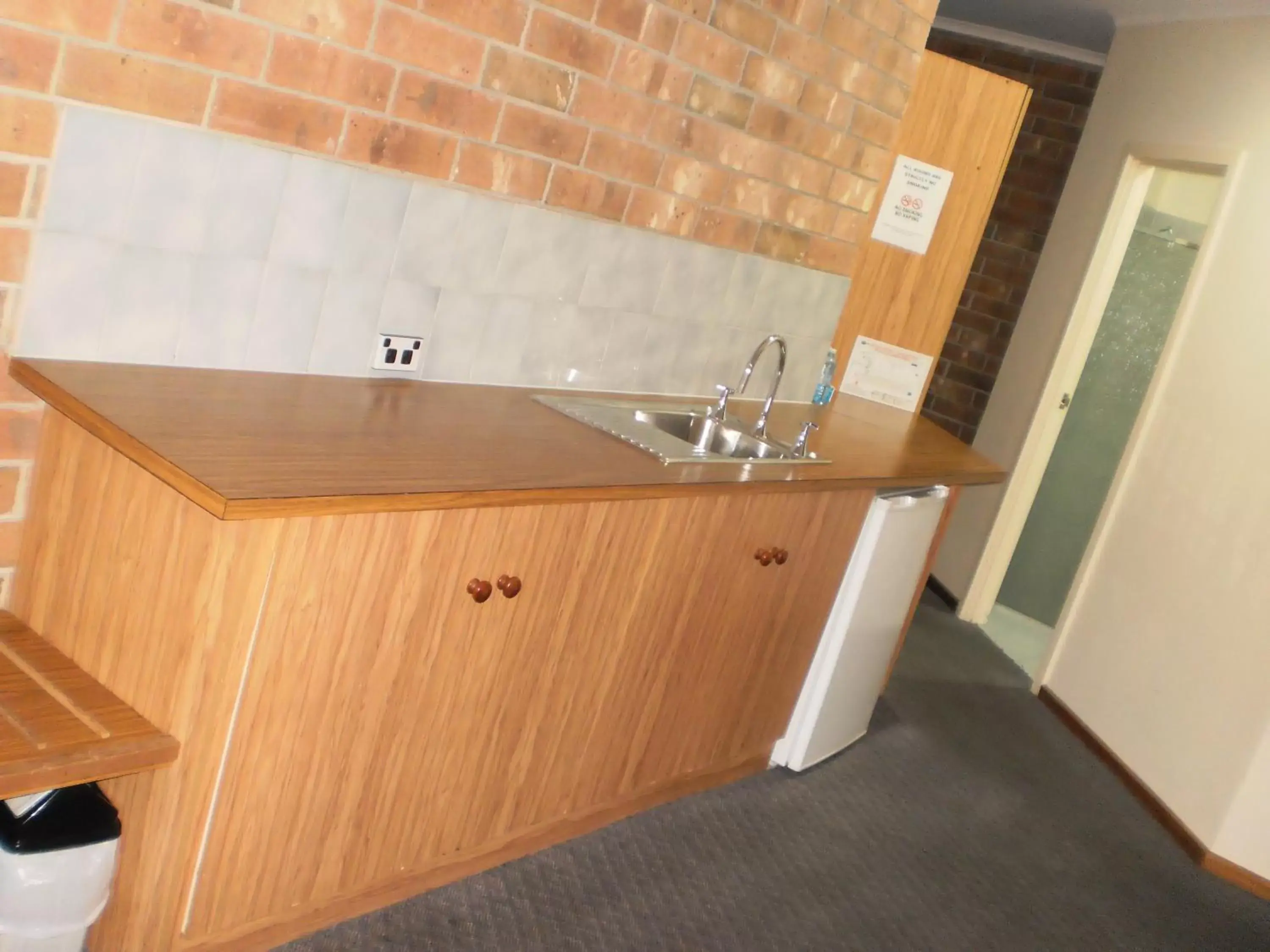 Kitchen/Kitchenette in Motel Goolwa