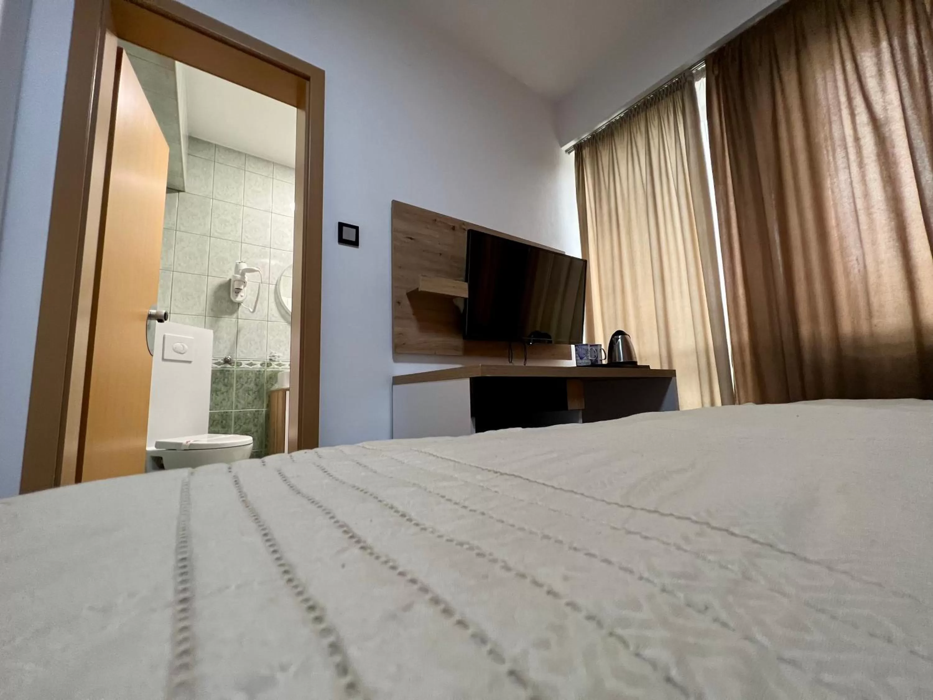 Bed in Hotel Brkić Sarajevo Airport - Free Parking