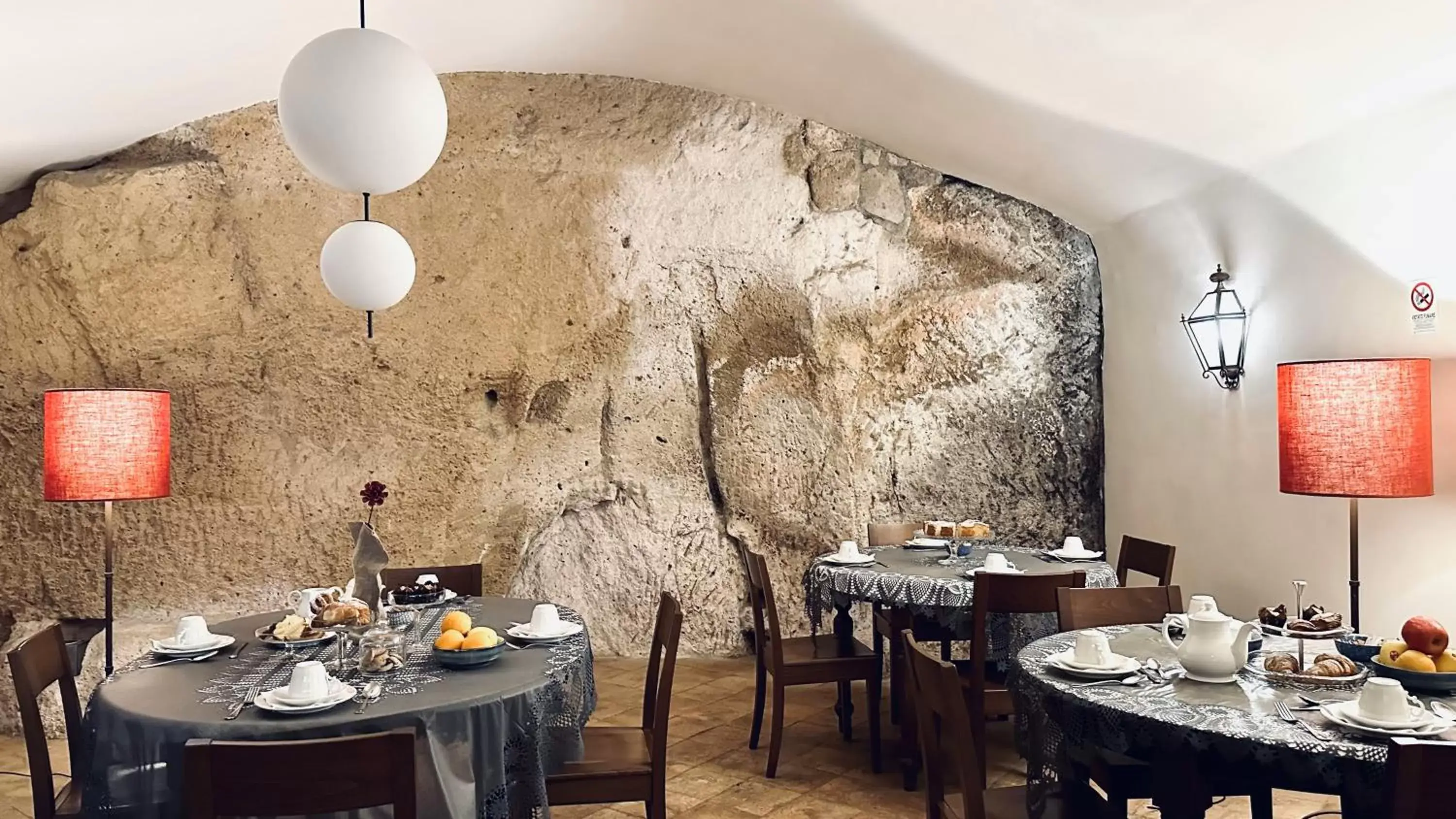 Restaurant/Places to Eat in Hotel Palazzo Piccolomini