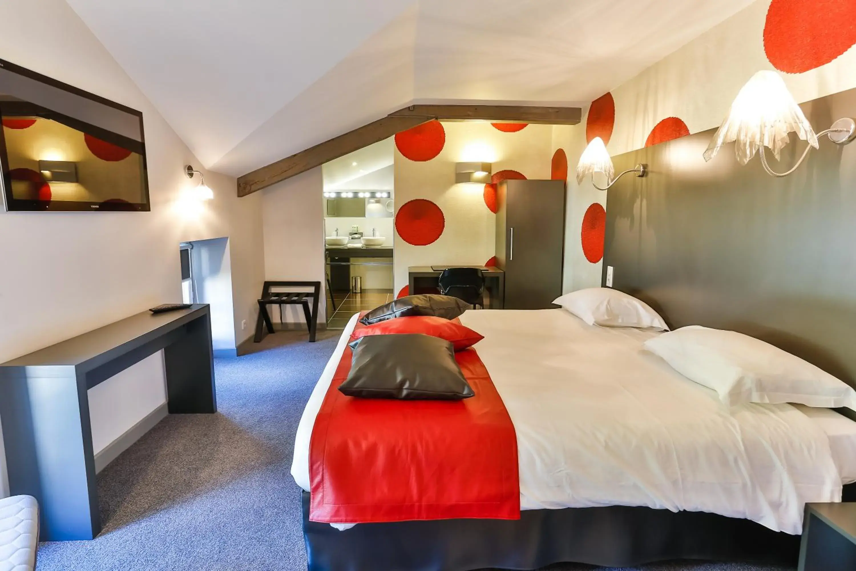 Bedroom, Bed in Hotel Château de la Barbinière