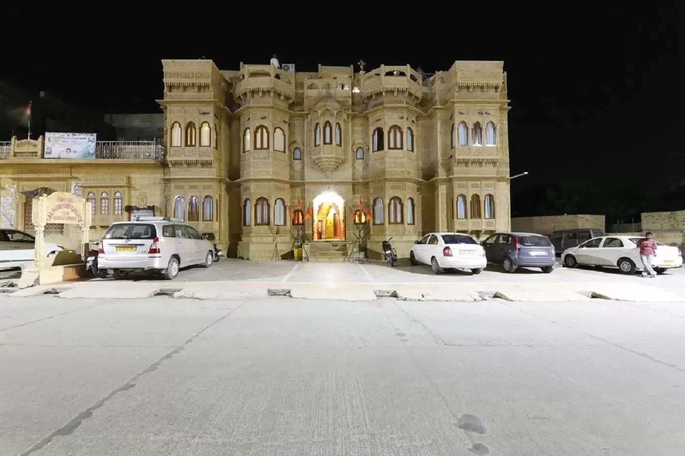 Property building in Hotel Lal Garh Fort And Palace Property building in Hotel Lal Garh Fort And Palace