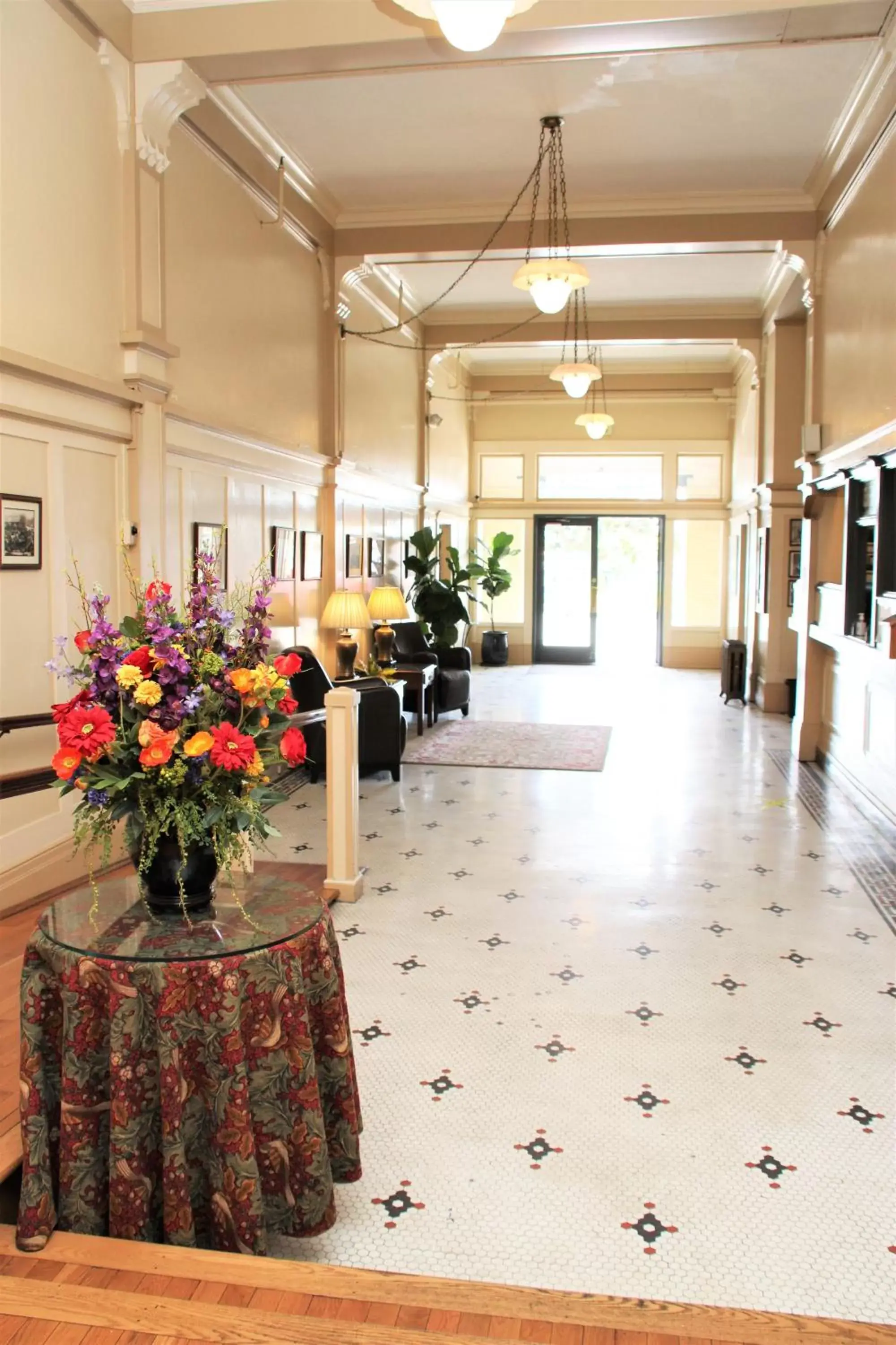 Lobby/Reception in Hotel Arcata