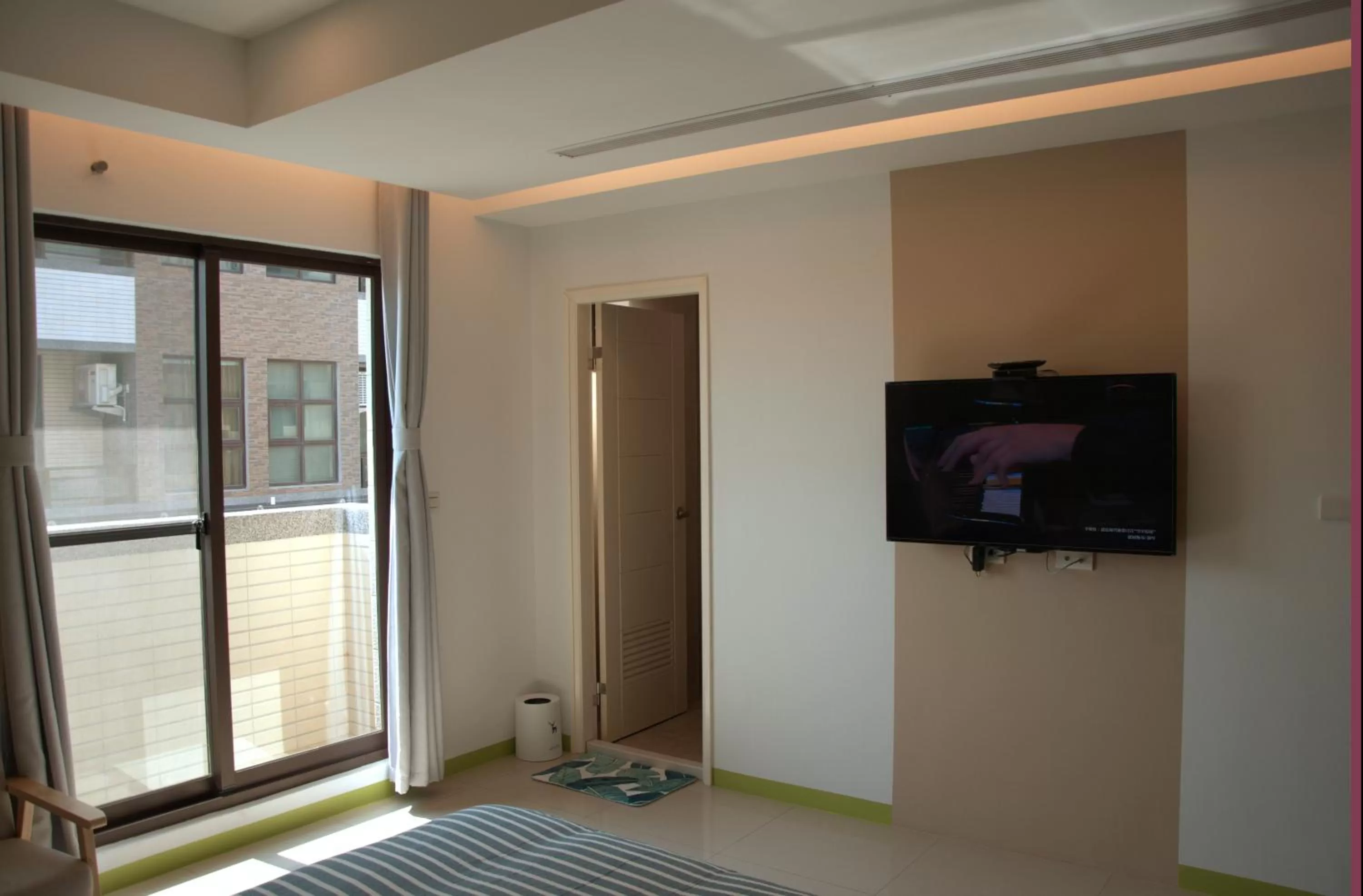 Decorative detail, Bed in Blowing in the wind Homestay