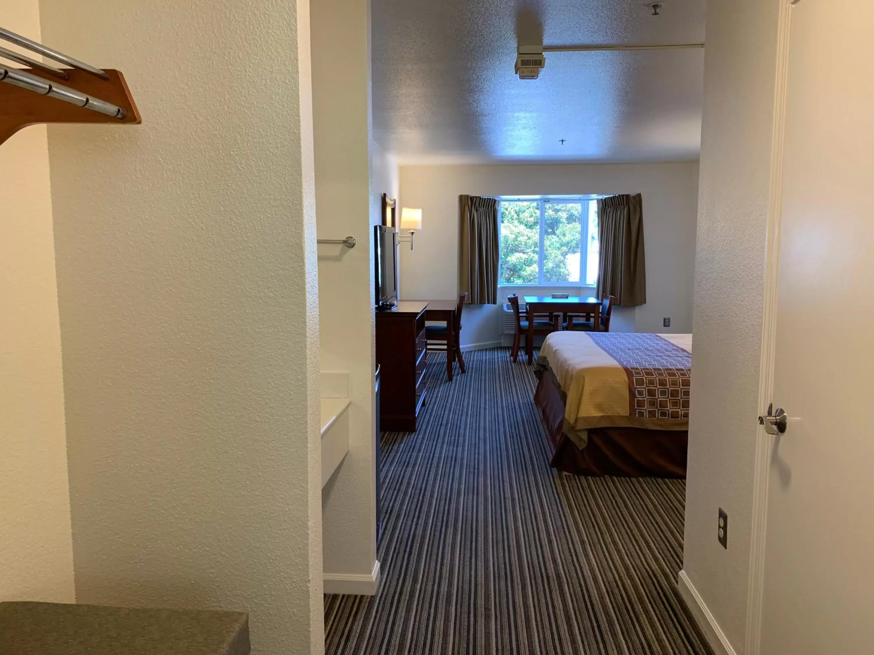 Photo of the whole room in Airport Inn