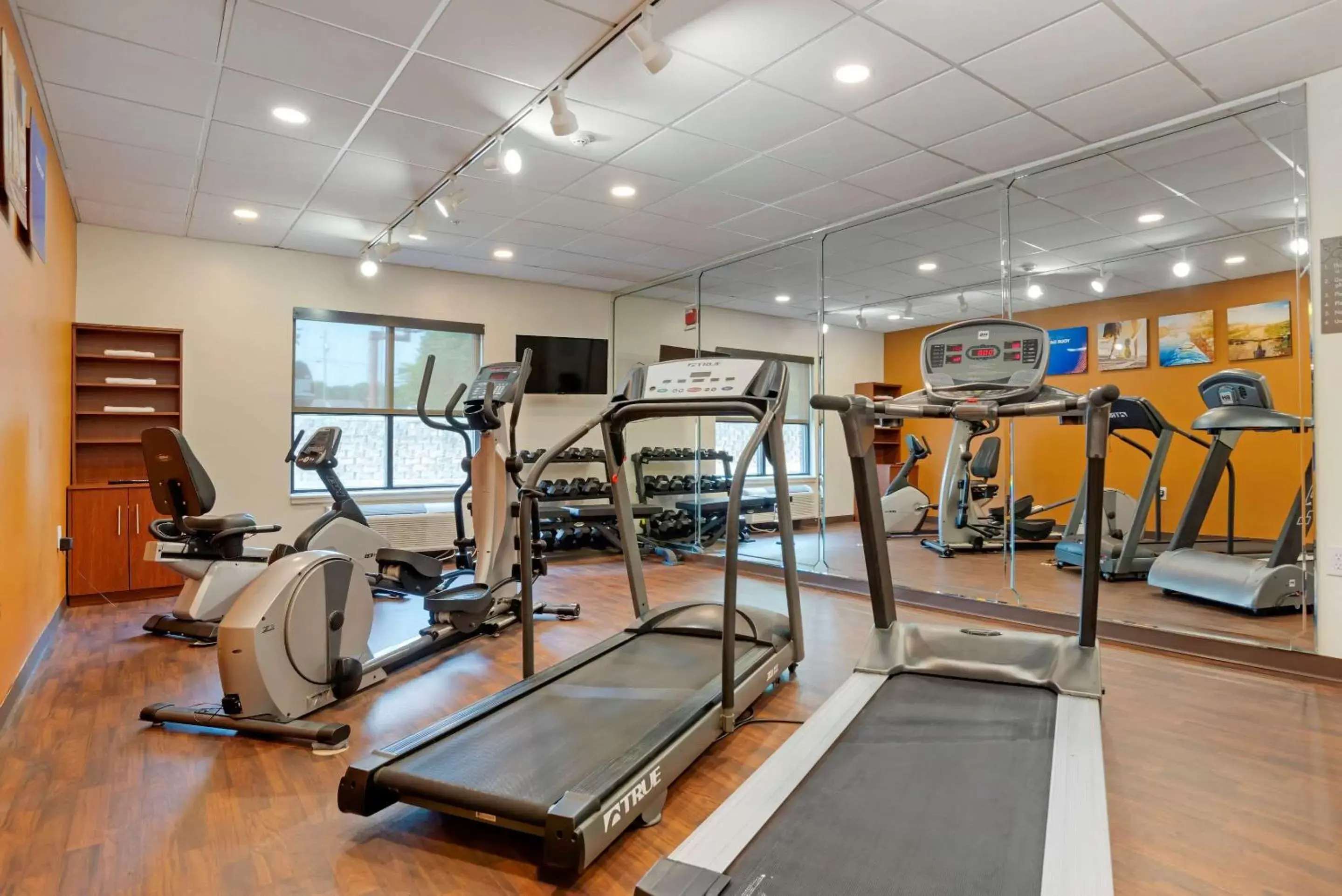 Activities, Fitness Center/Facilities in Comfort Suites Oxford I-20 exit 188