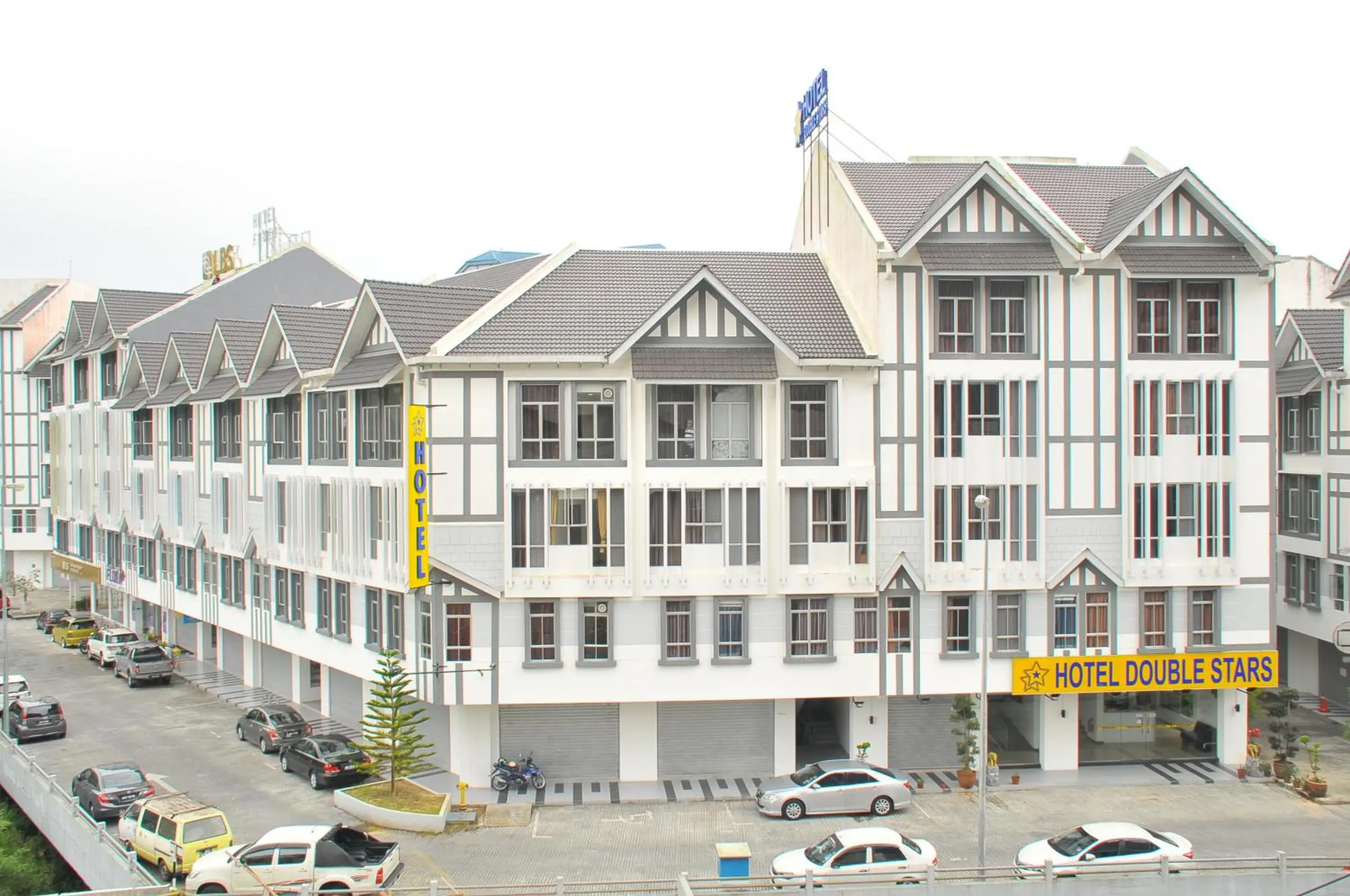 Property Building in Hotel Double Stars Cameron Highlands