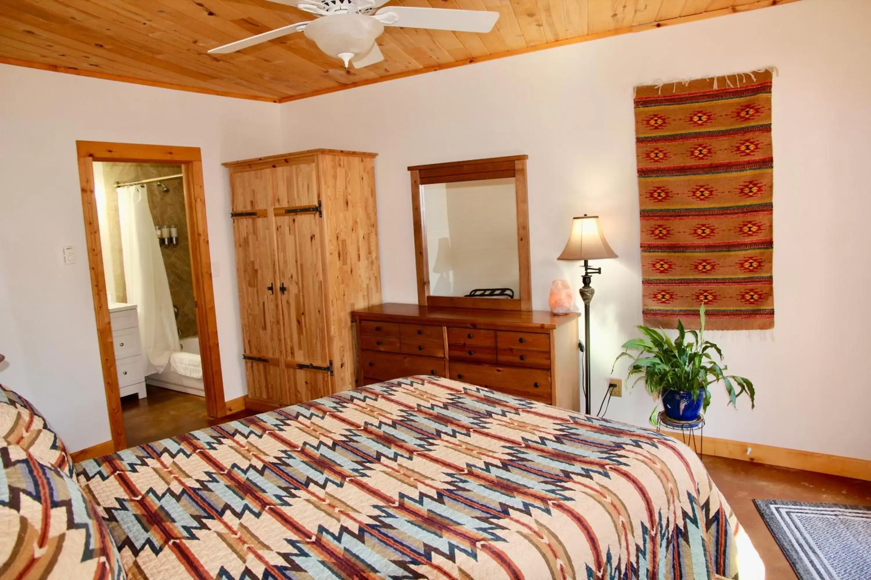 Bed in Red Moon Lodge