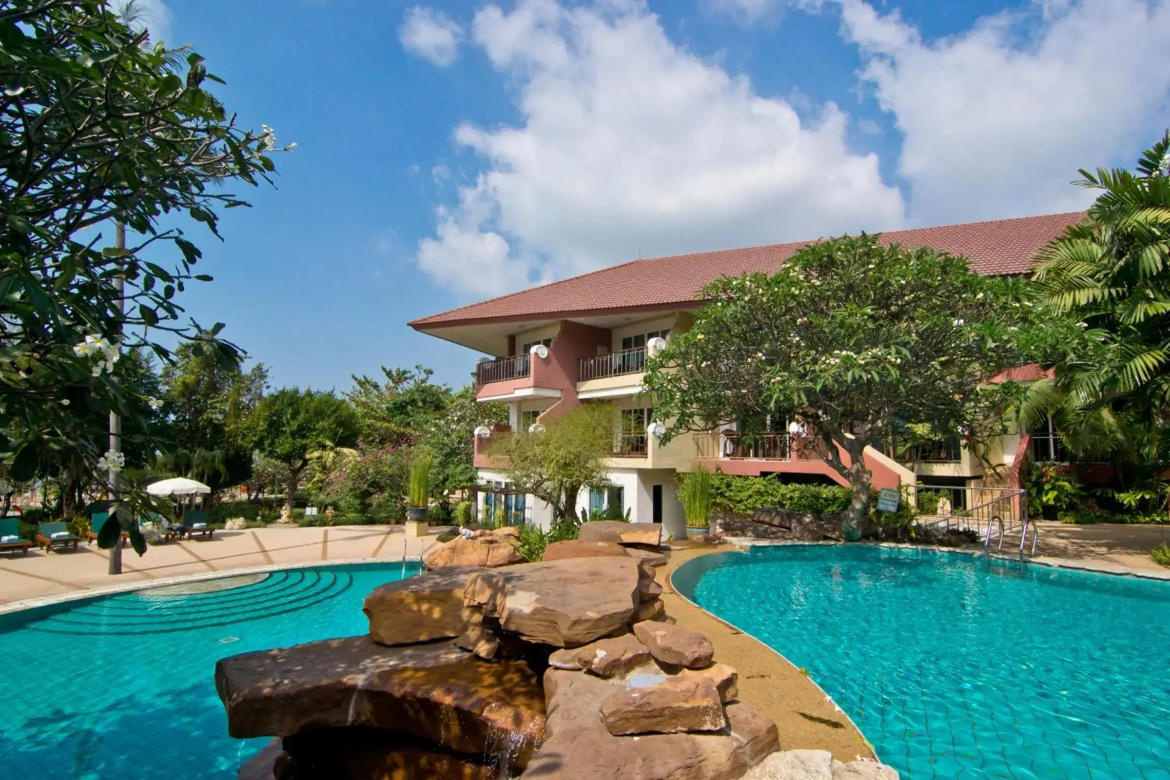 Swimming Pool in Bella Villa Cabana