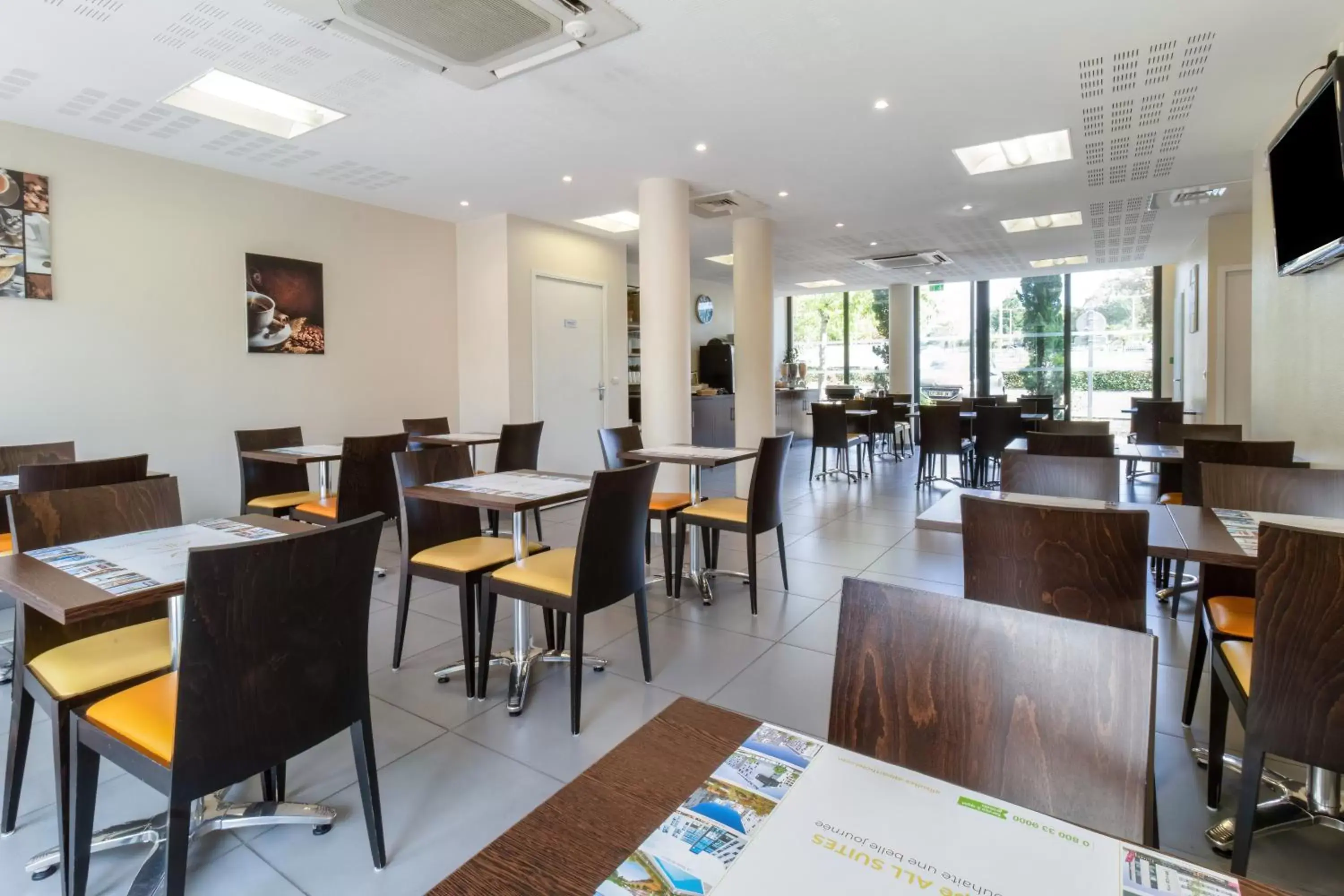 Breakfast, Restaurant/Places to Eat in All Suites Pau – Zénith