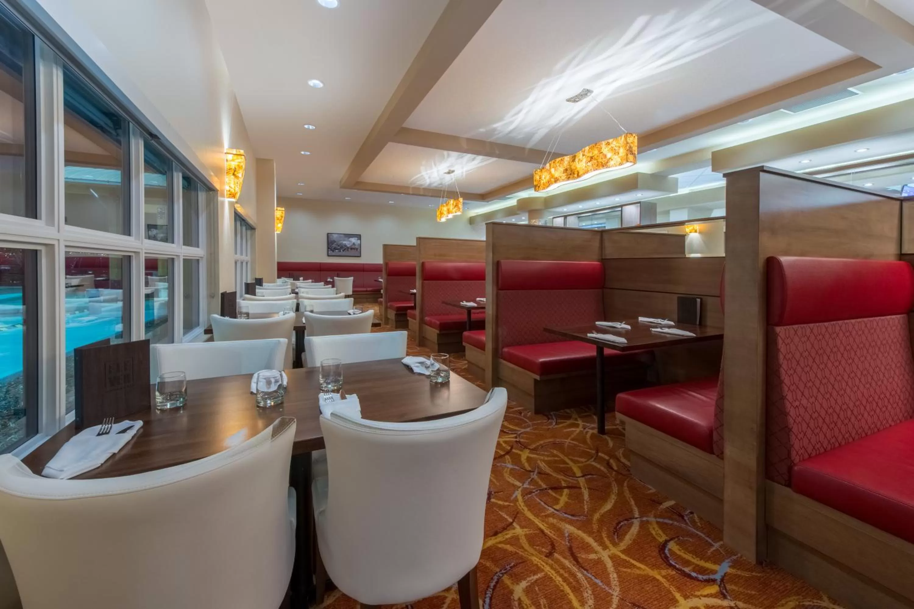 Restaurant/places to eat in Hotel 11, MOD A Sonesta Collection