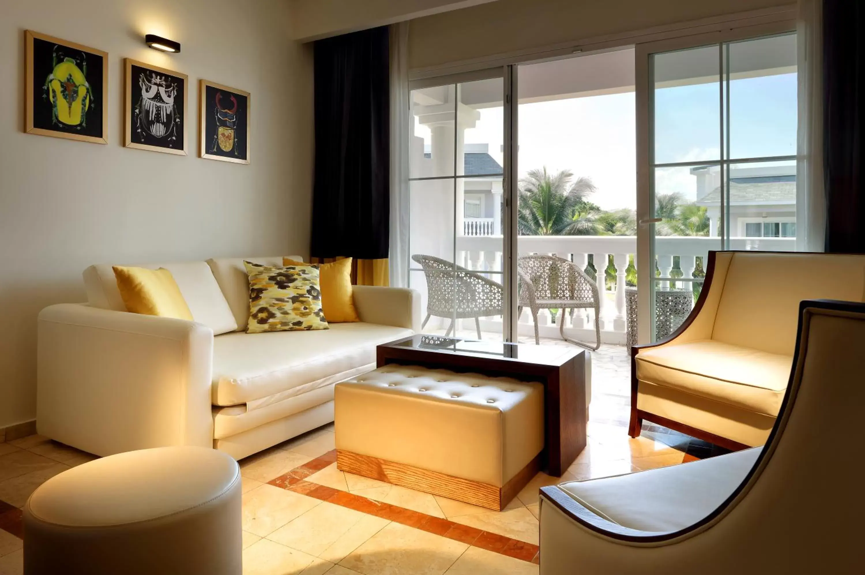 Balcony/Terrace, Seating Area in Grand Palladium Lady Hamilton Resort & Spa - All Inclusive