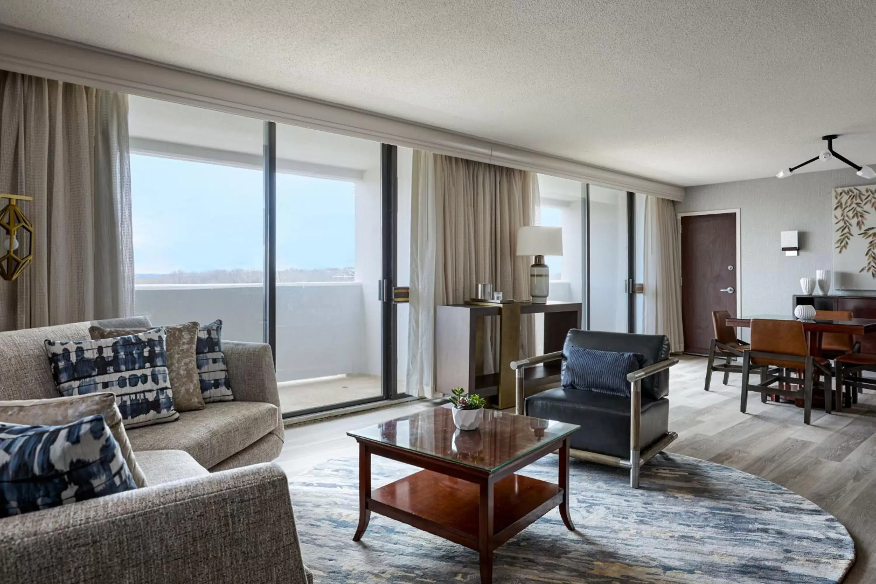 Bedroom, Seating Area in Hanover Marriott