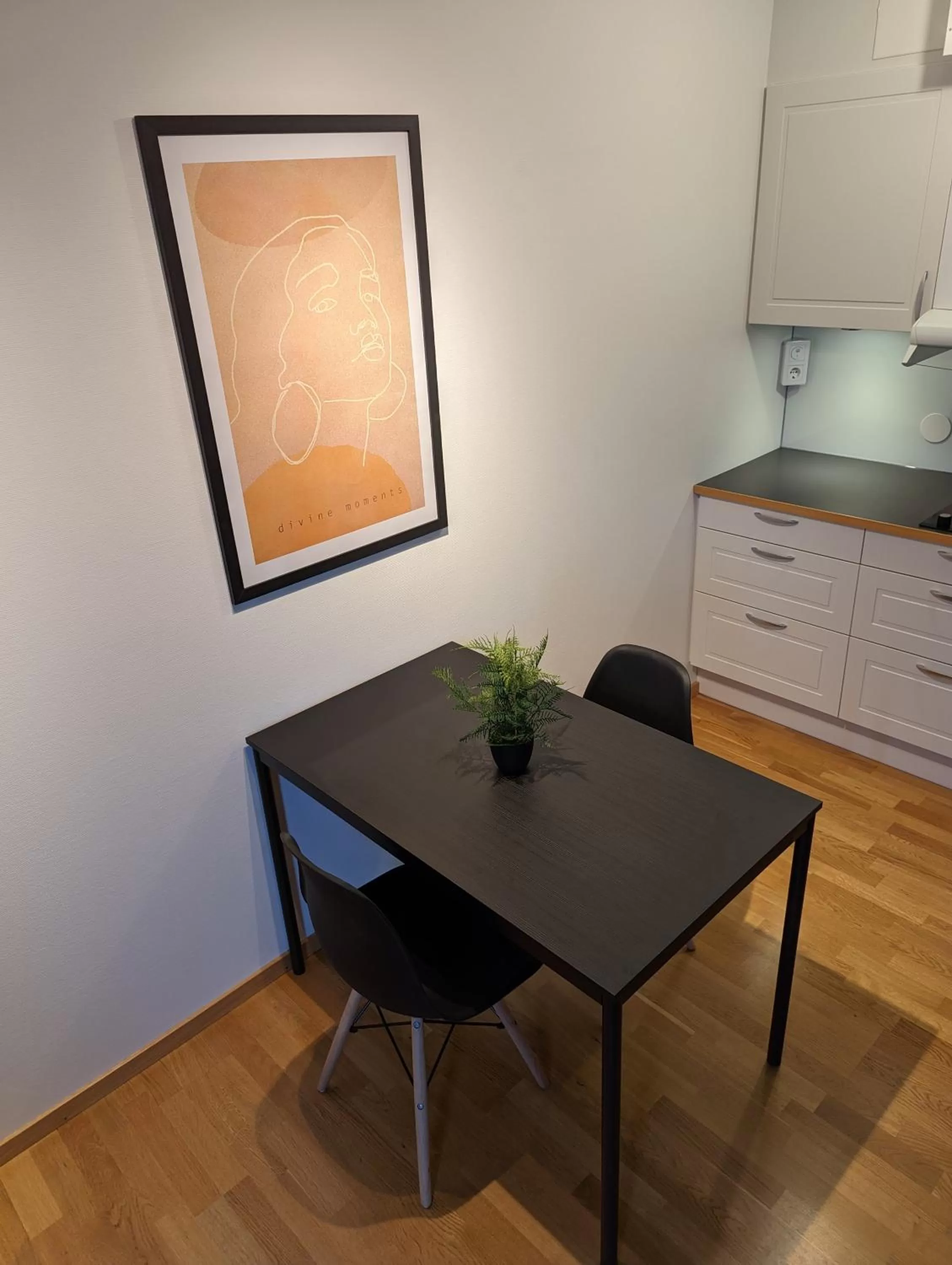 Kitchen or kitchenette in Hotell Bro