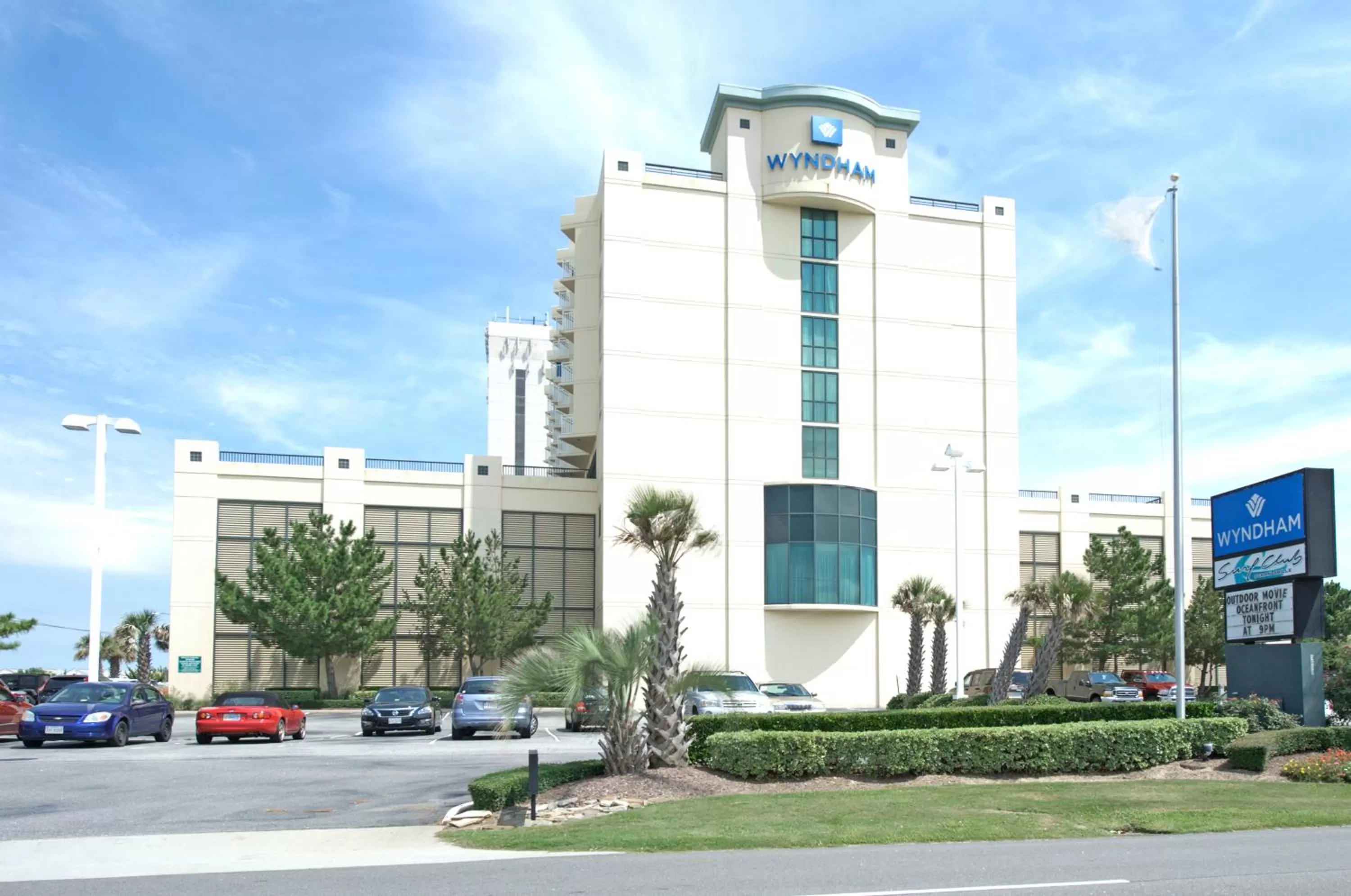 Property building in Wyndham Virginia Beach Oceanfront