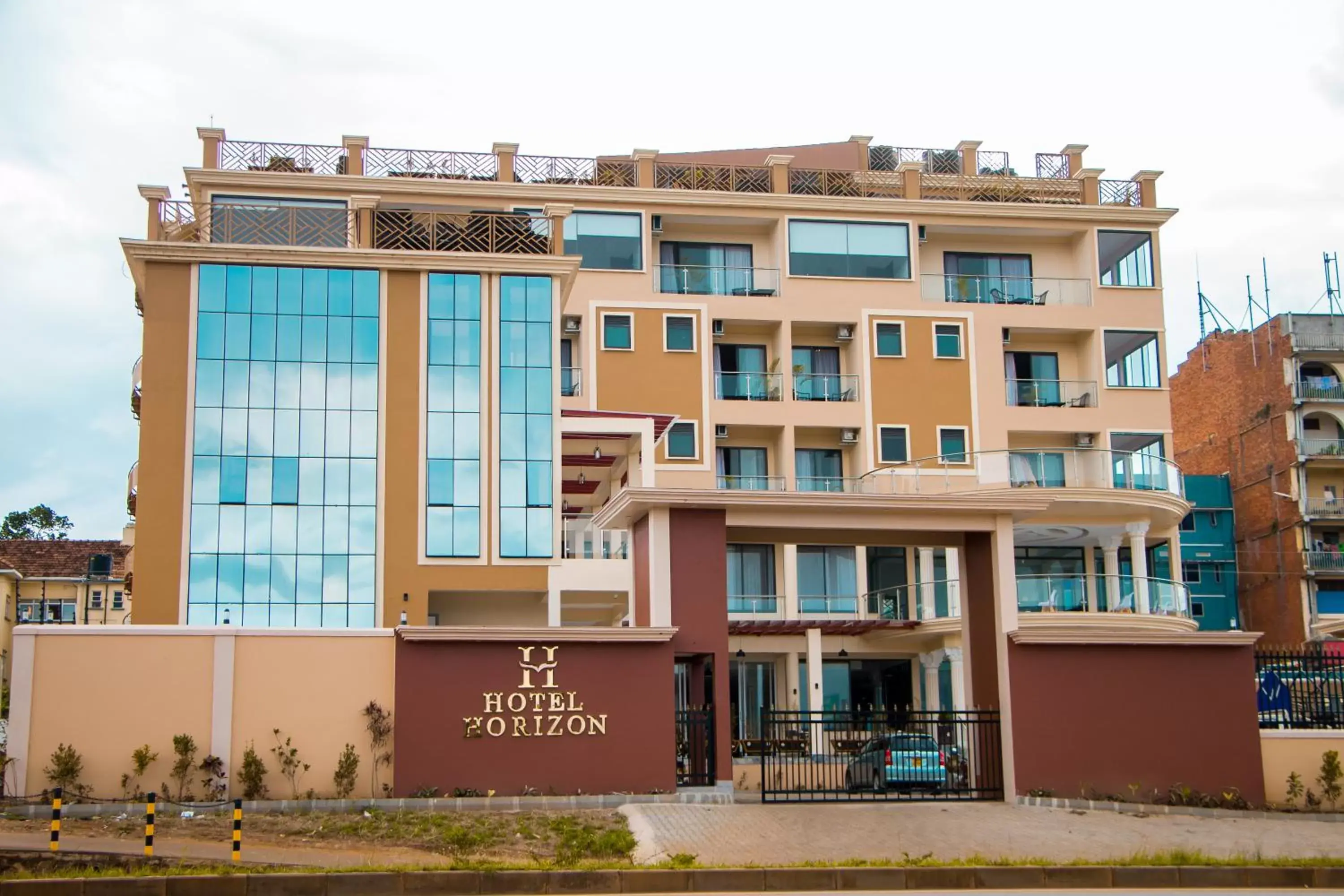 Property building in Hotel Horizon Entebbe Property building in Hotel Horizon Entebbe