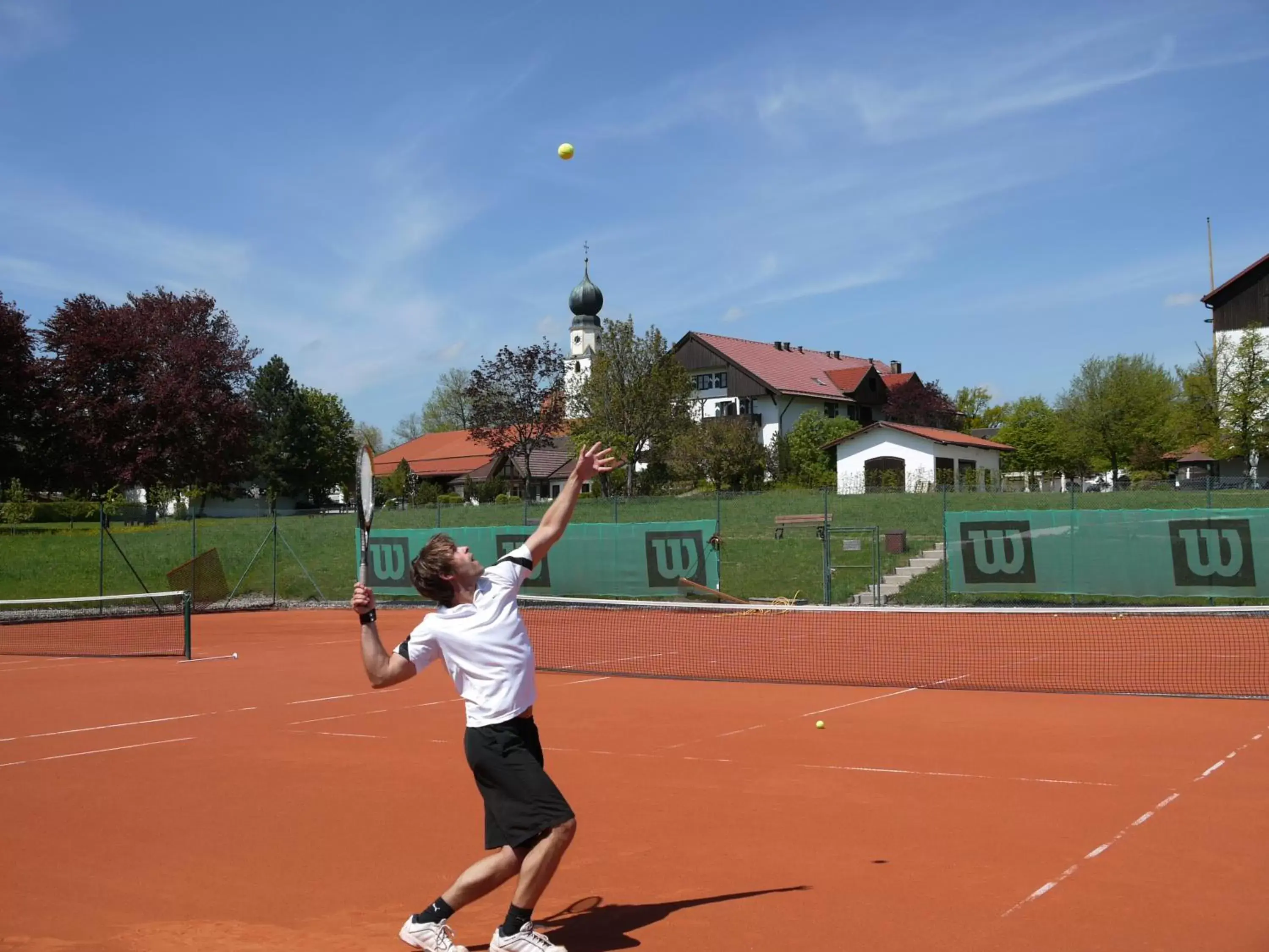 Tennis court, Tennis/Squash in Hotel Gut Ising