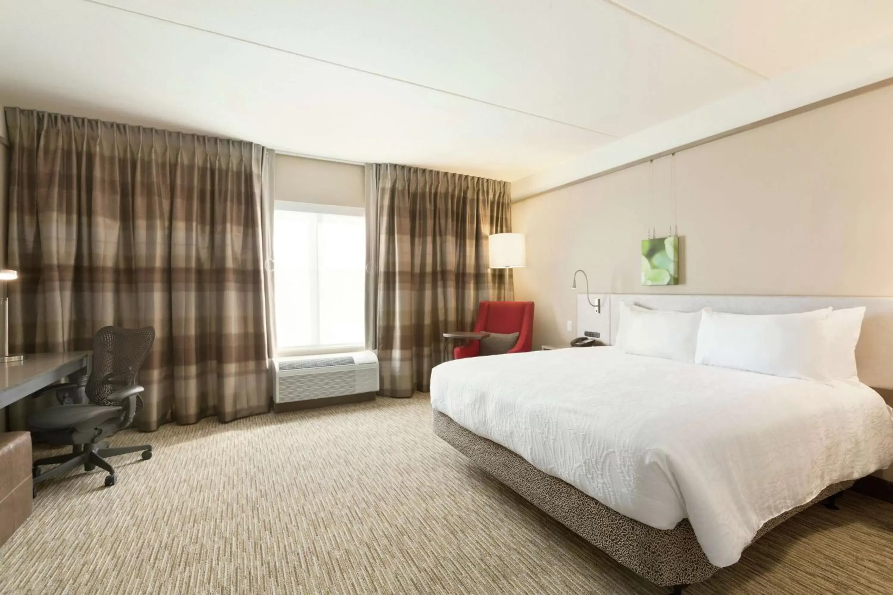 King Room in Hilton Garden Inn Pittsburgh Airport South-Robinson Mall King Room in Hilton Garden Inn Pittsburgh Airport South-Robinson Mall