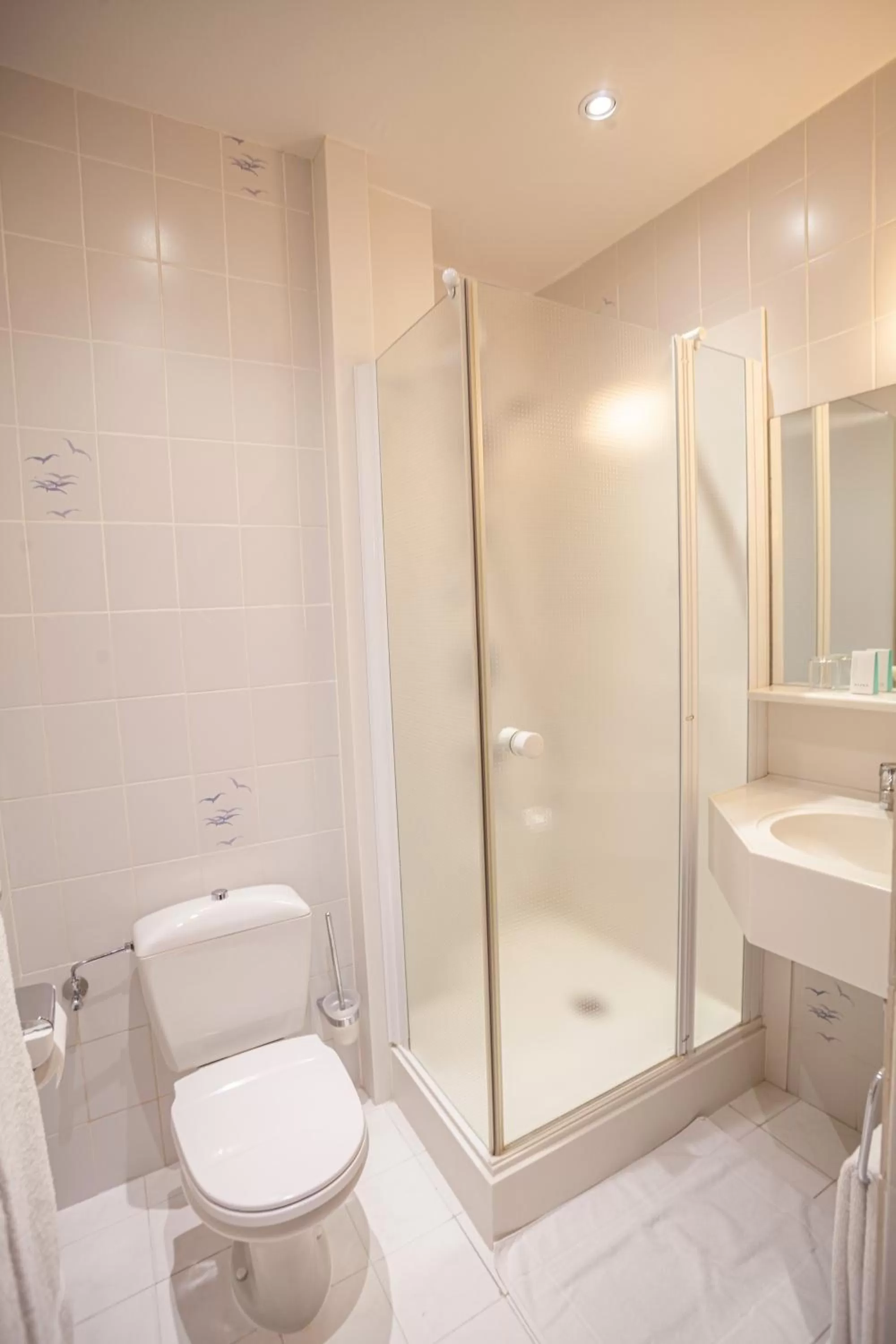Bathroom in Hotel Monaco Zeebrugge Beach by Rikas Hotels