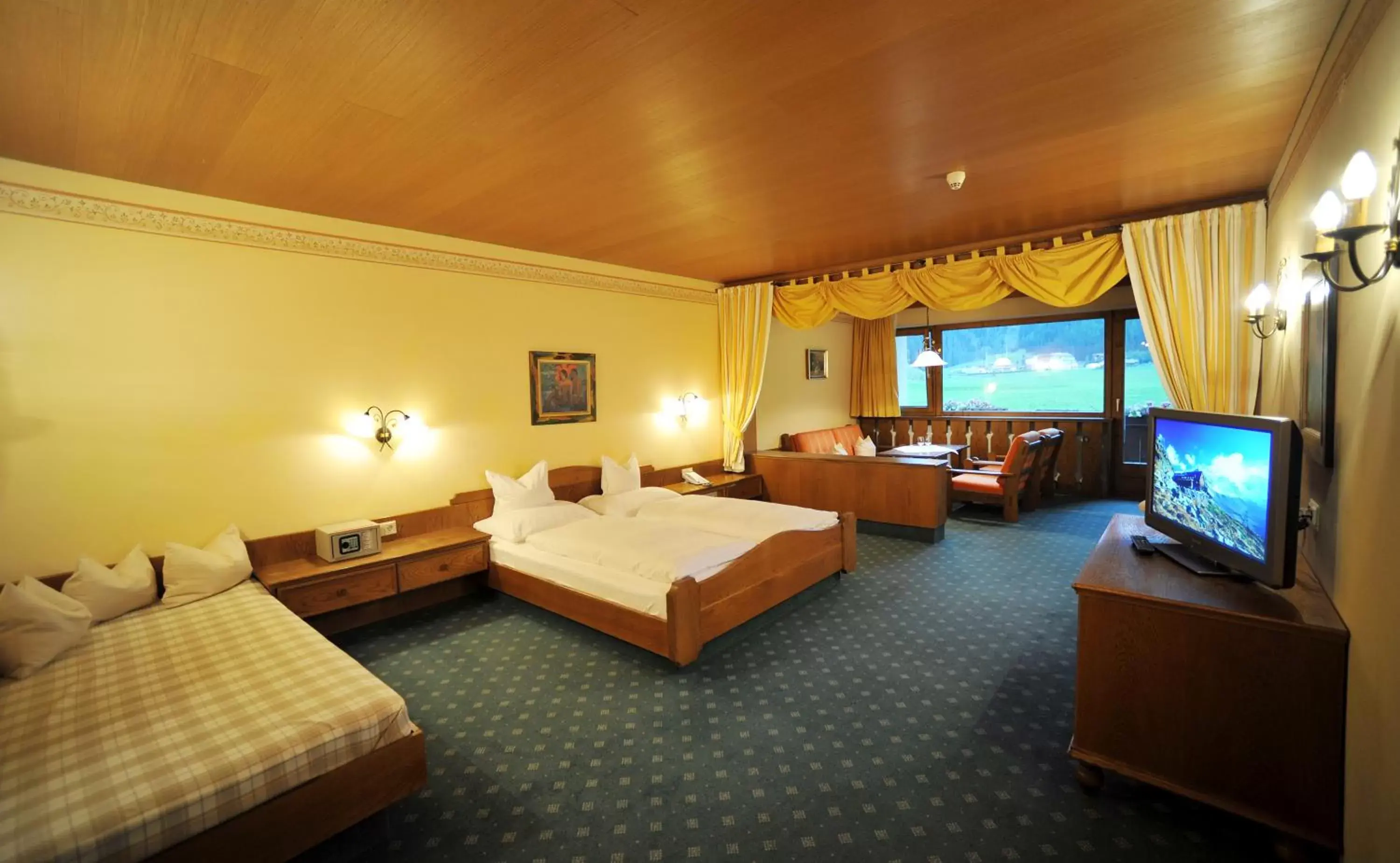 Photo of the whole room in Thermal-Badhotel Kirchler