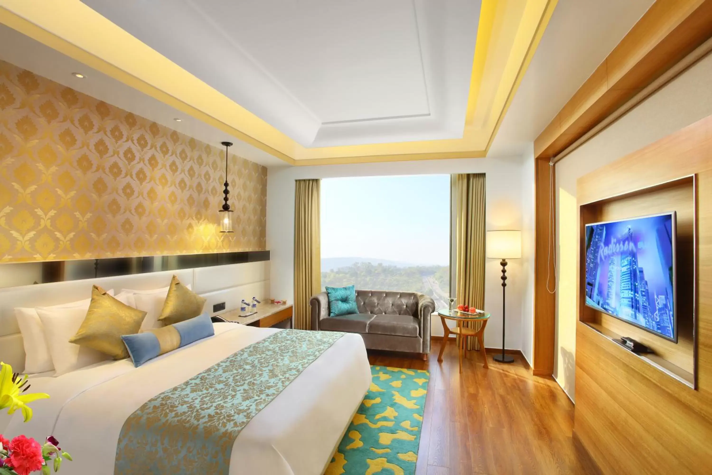 Bedroom in Radisson Blu Jammu