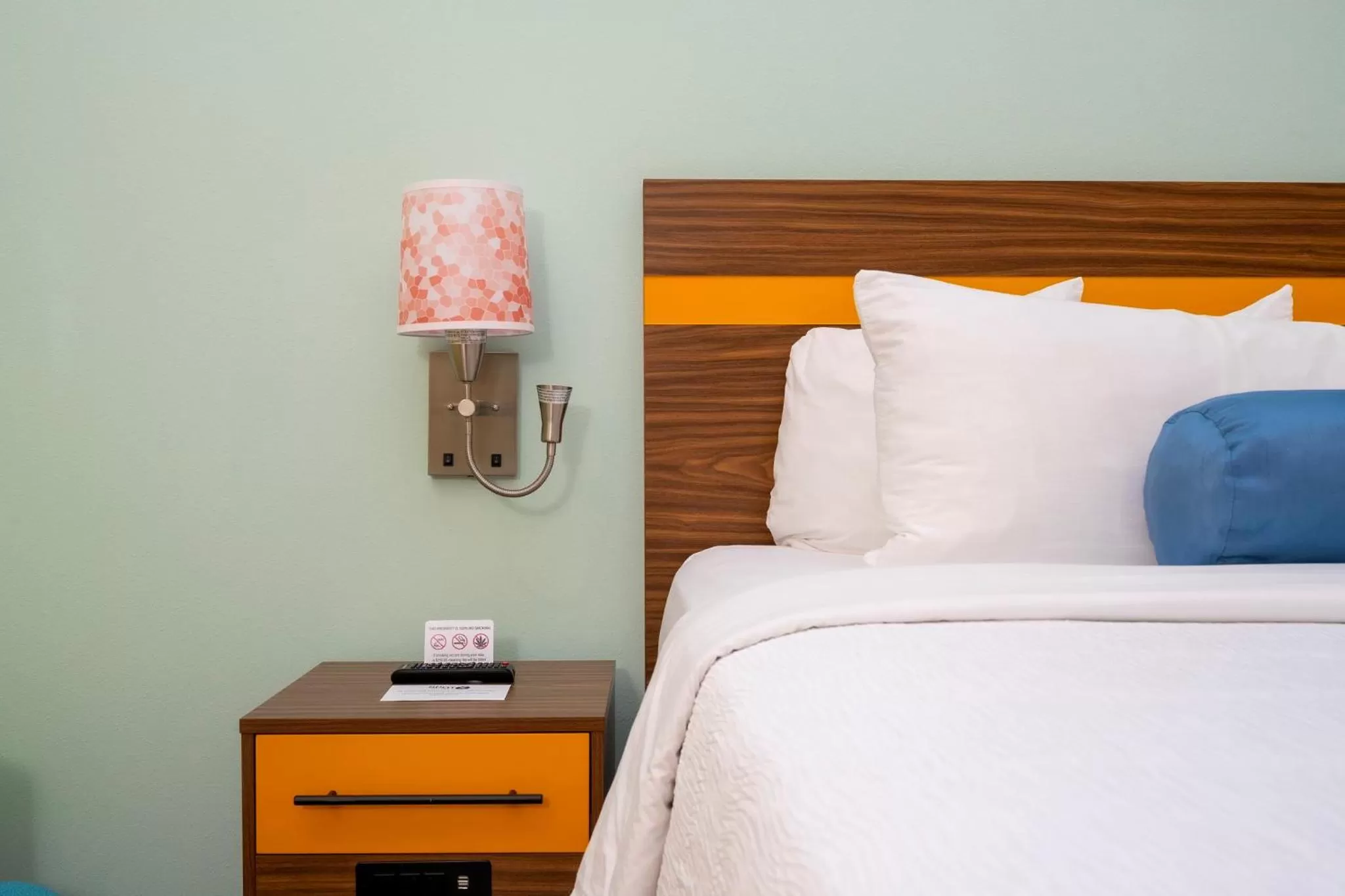 Bedroom, Bed in SPOT X Hotel Orlando Intl Dr by The Red Collection