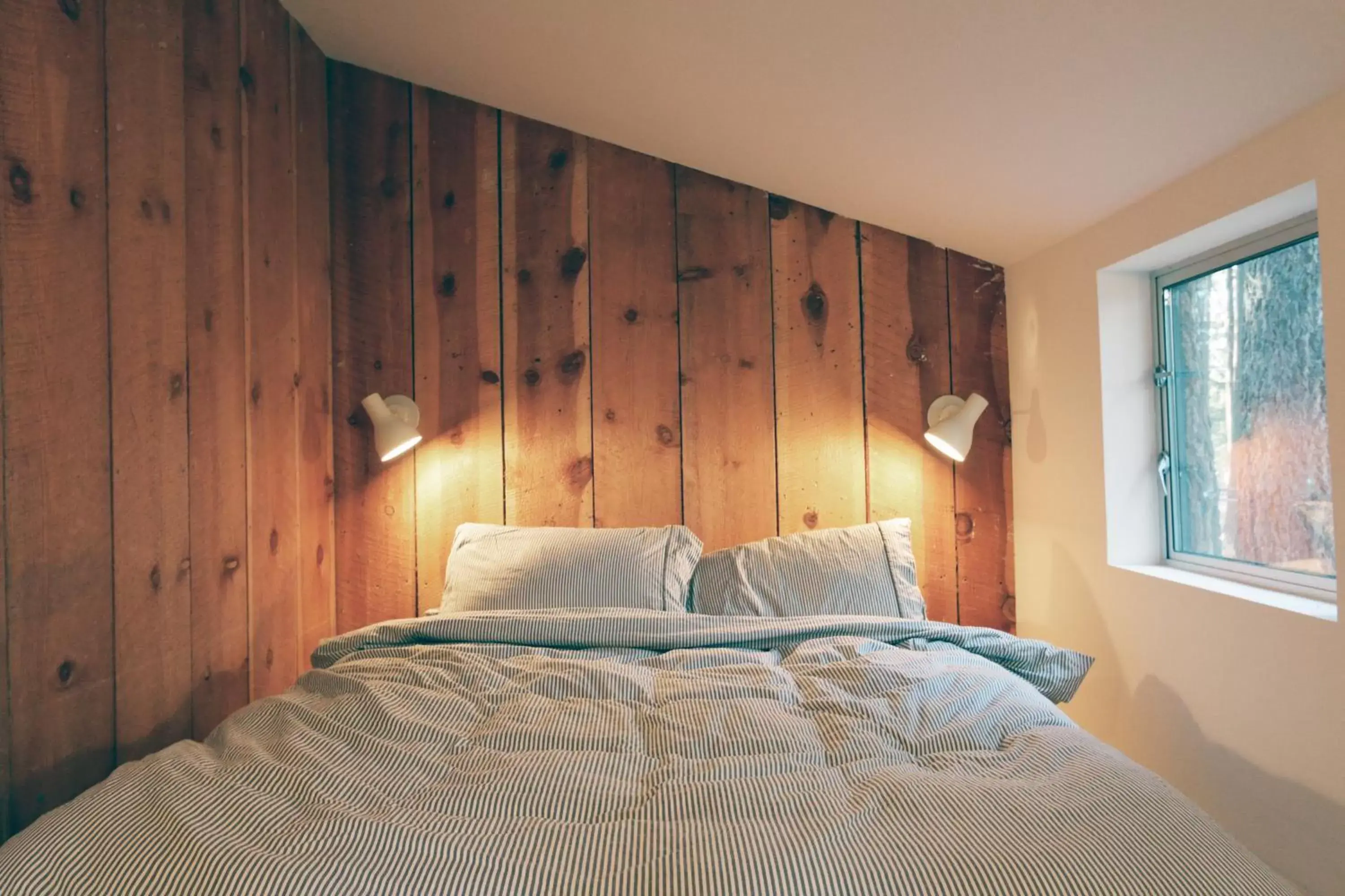 Bed in Colorado Lodge