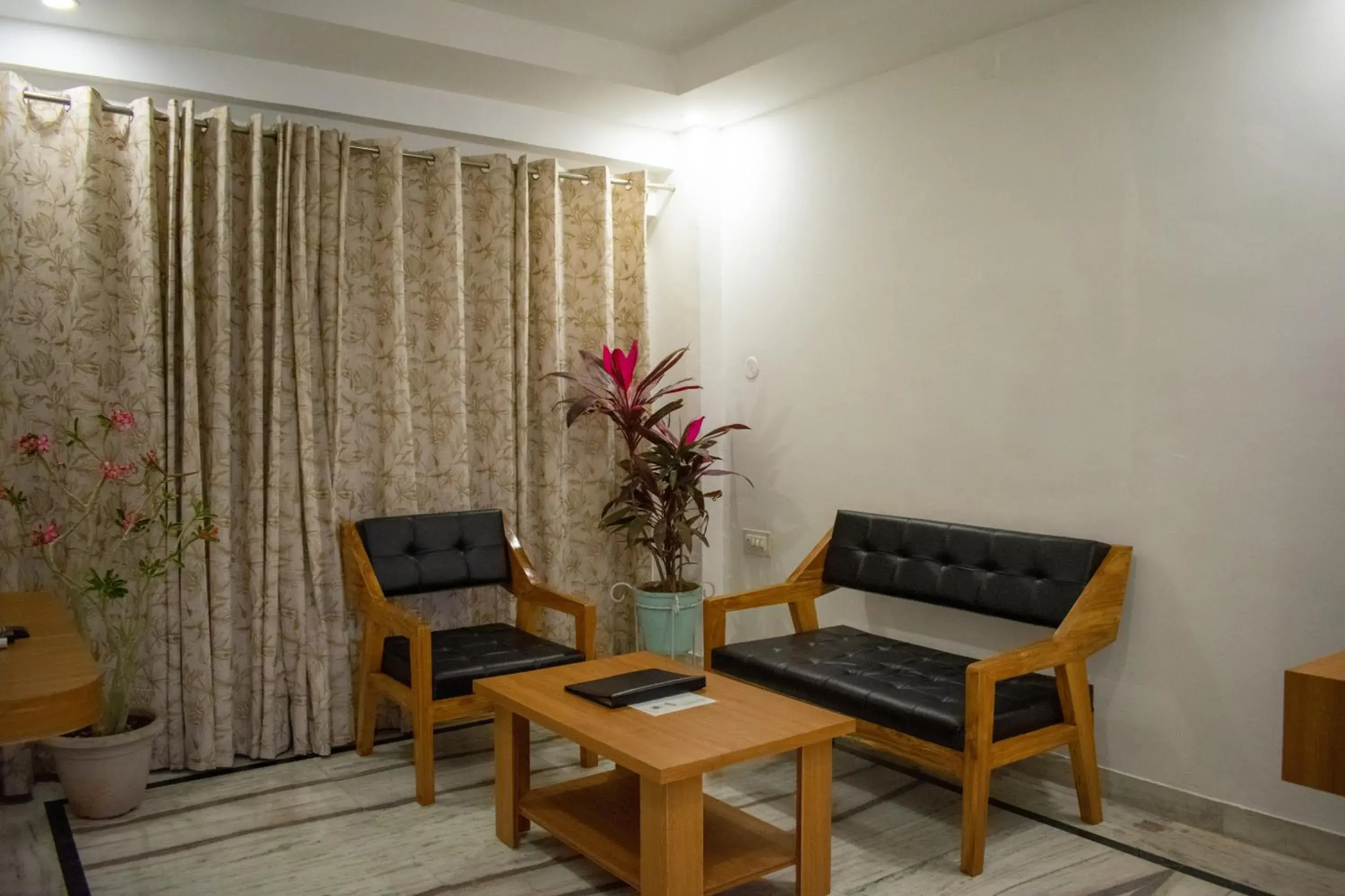 Living room, Seating Area in Banjara Hostel