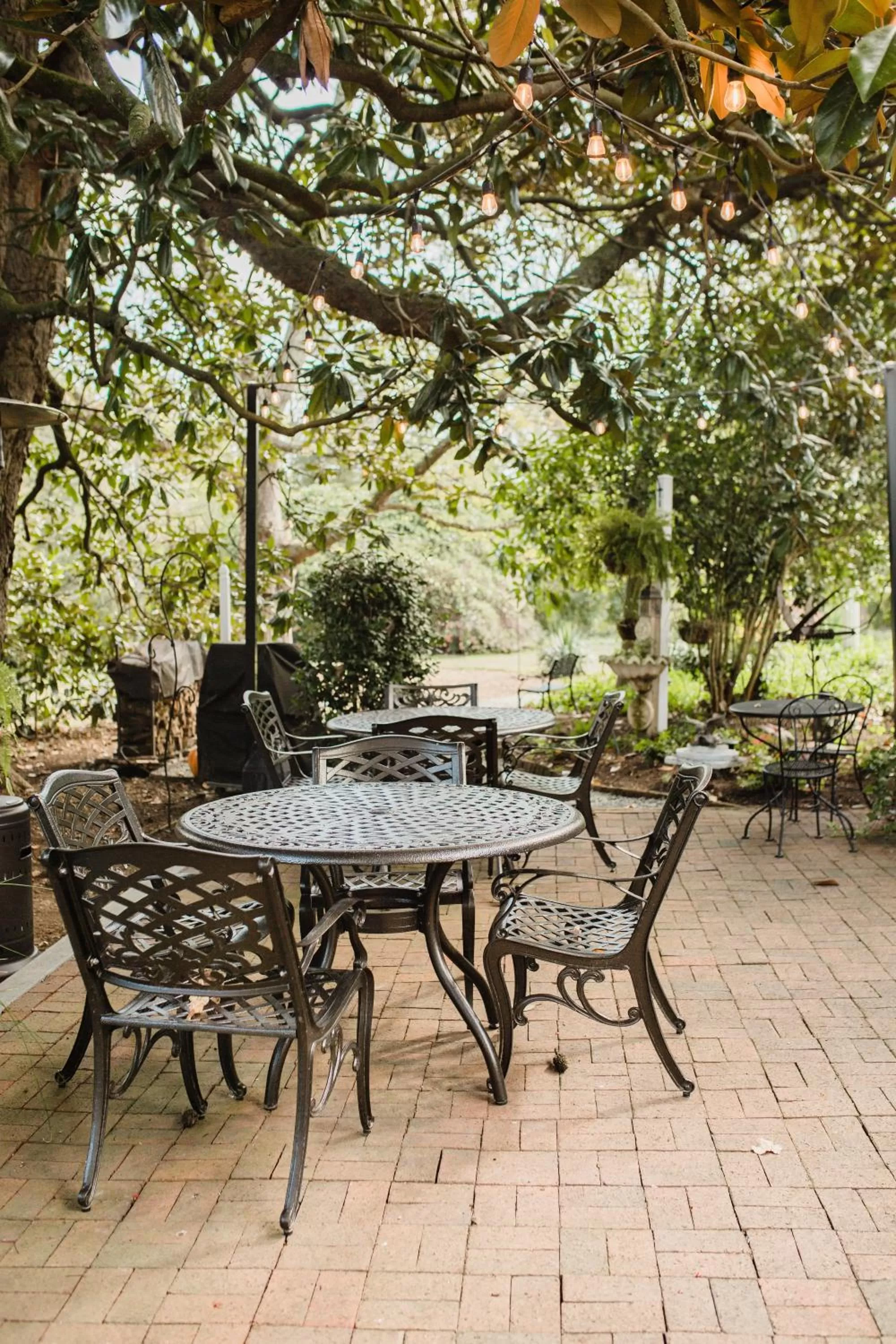 Patio in Arrowhead Inn