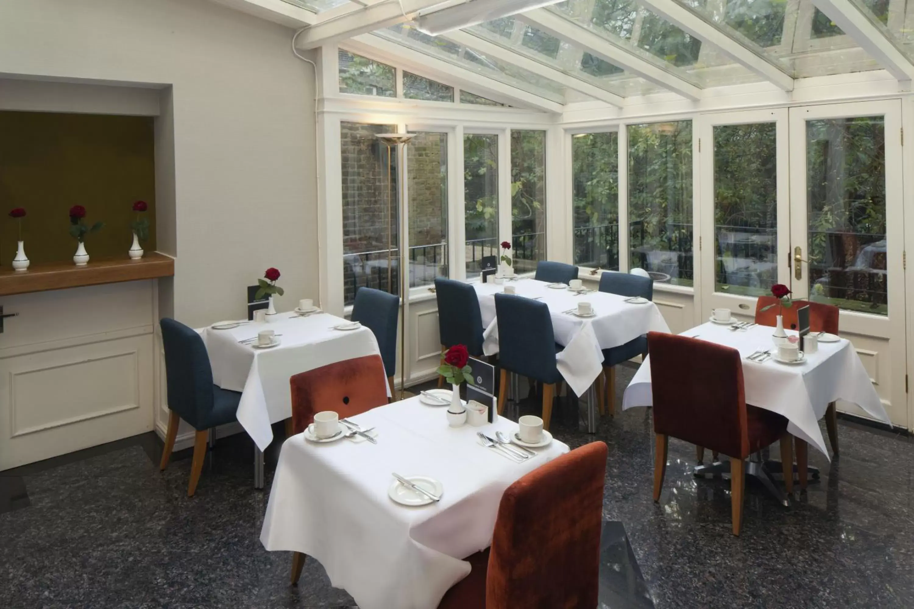 Restaurant/Places to Eat in Grange Buckingham Hotel
