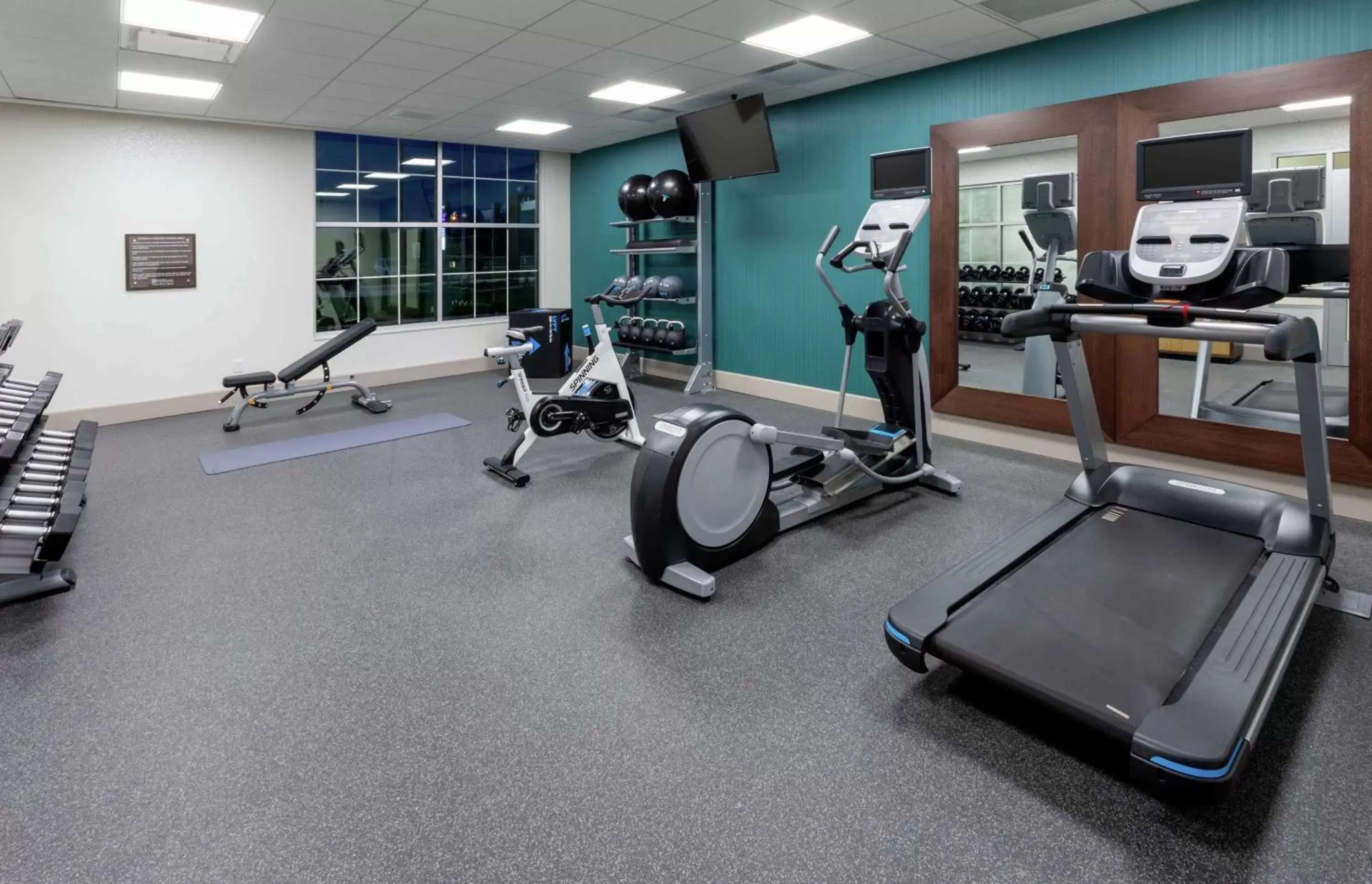 Fitness centre/facilities, Fitness Center/Facilities in Hilton Garden Inn St. Cloud, Mn