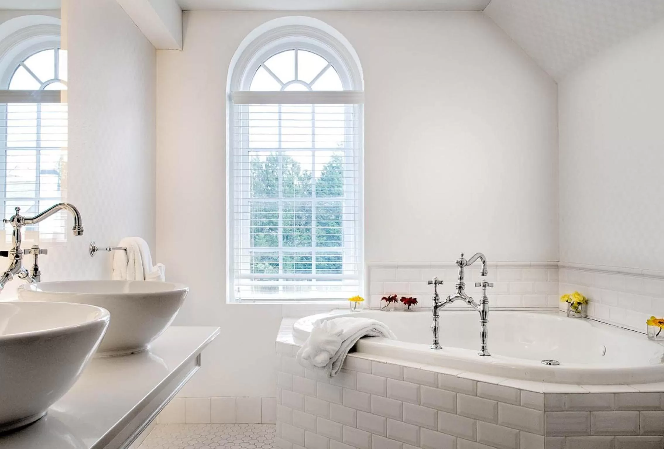 Bathroom in The Exeter Inn