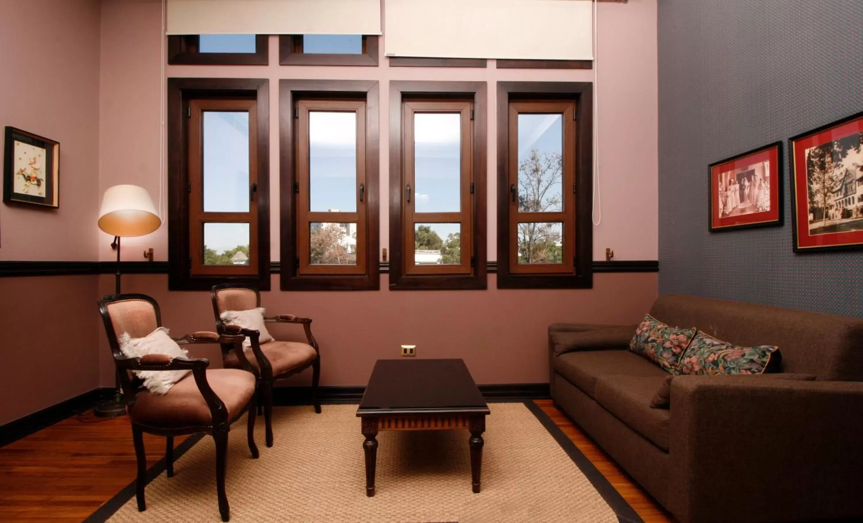 Seating Area in Hotel Boutique Castillo Rojo