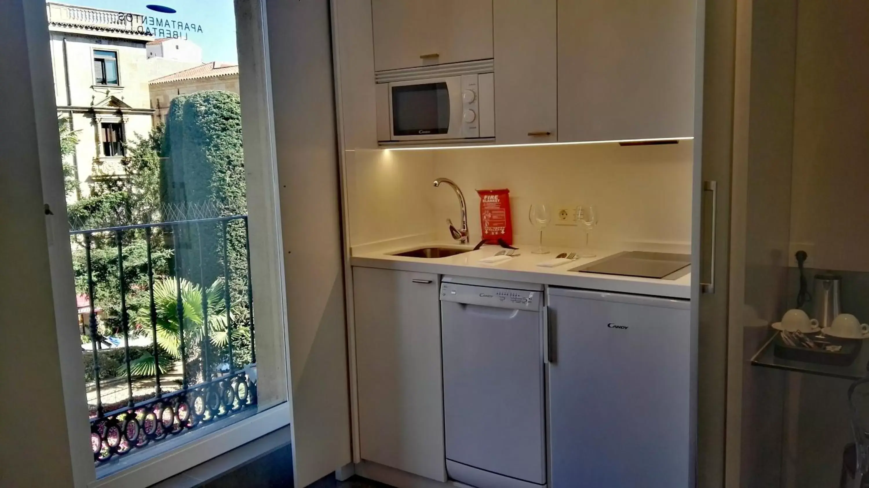 Kitchen or kitchenette, Kitchen/Kitchenette in Salamanca Suites Libertad