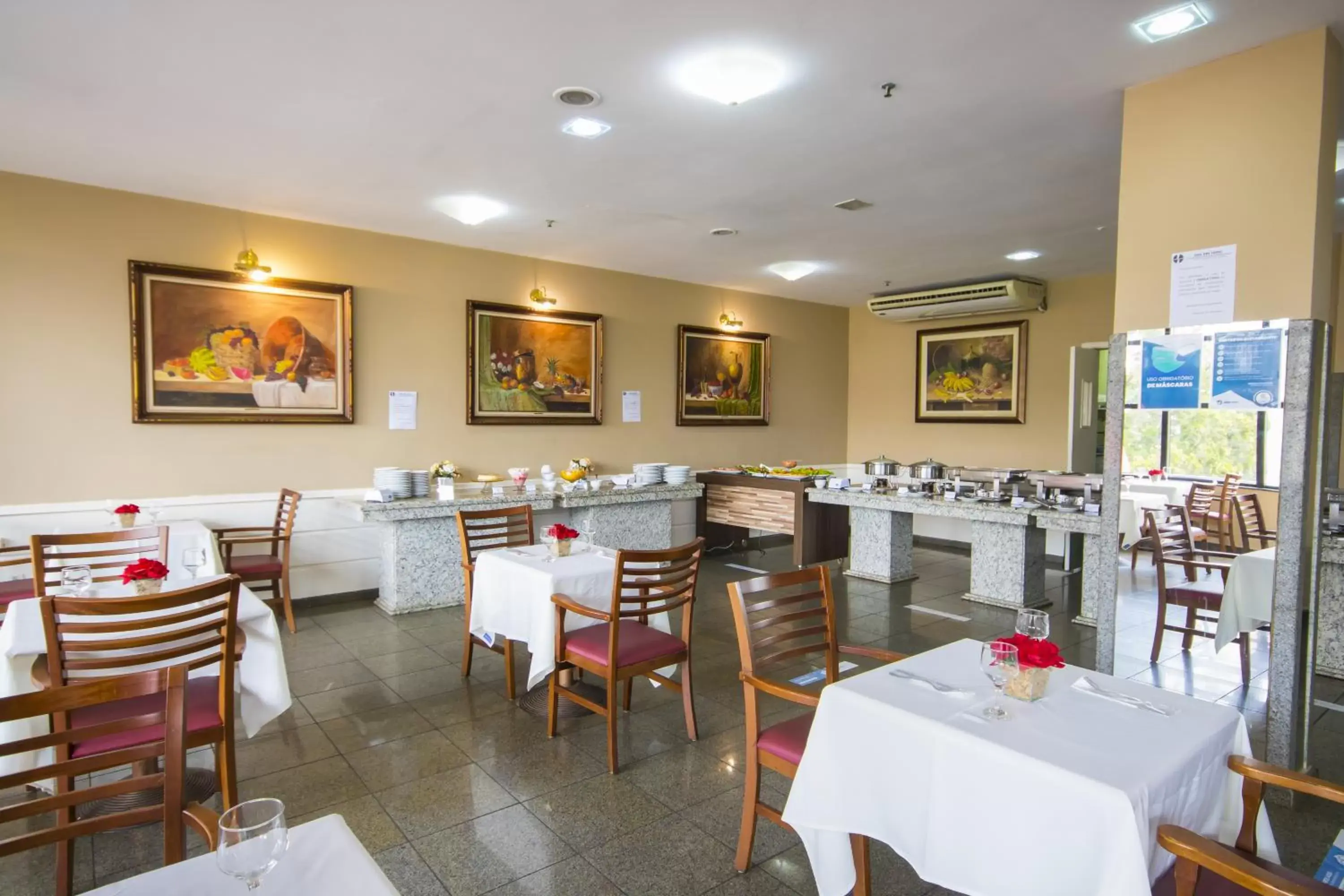 Restaurant/Places to Eat in Dan Inn Sorocaba