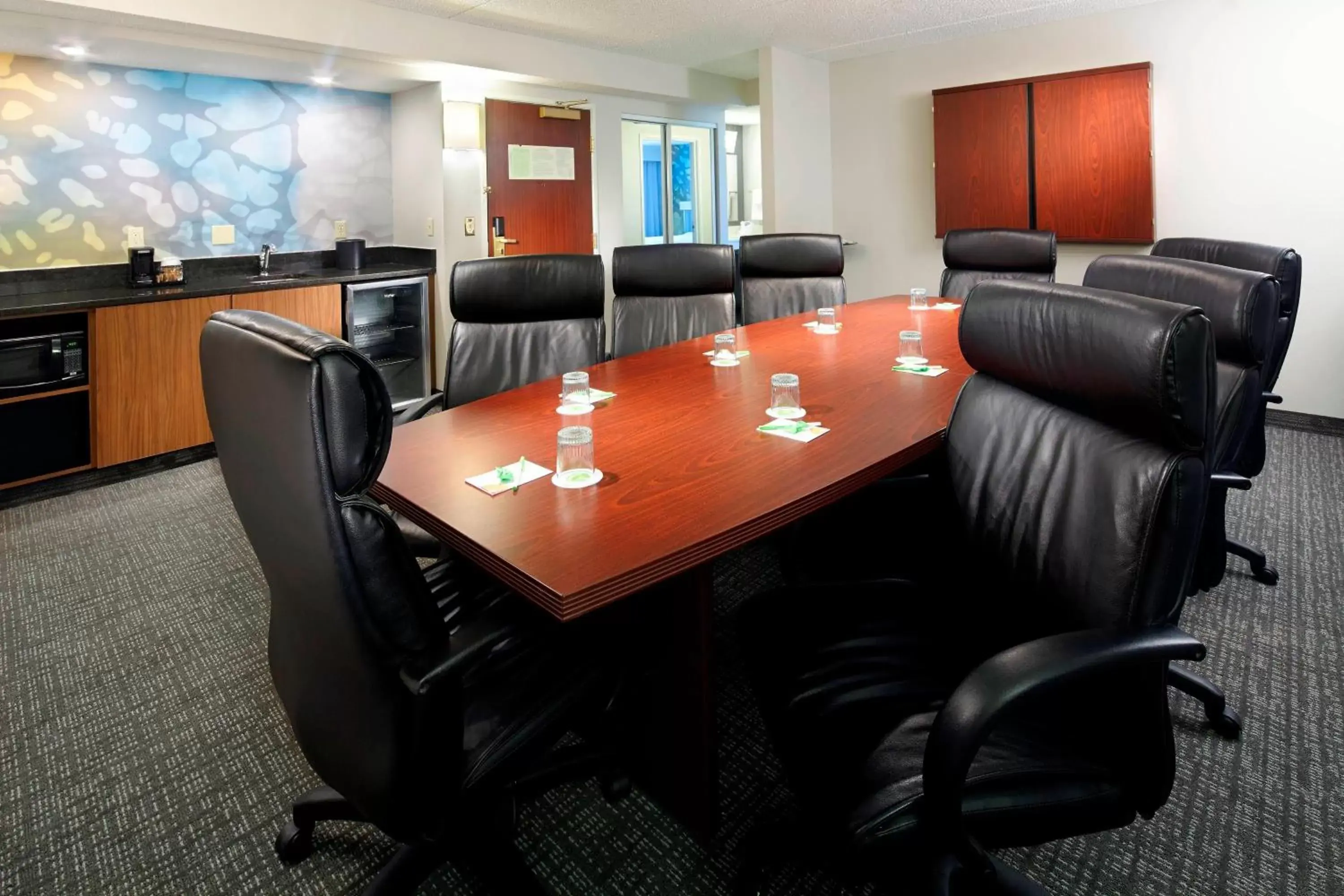 Meeting/conference room in Courtyard by Marriott Lansing
