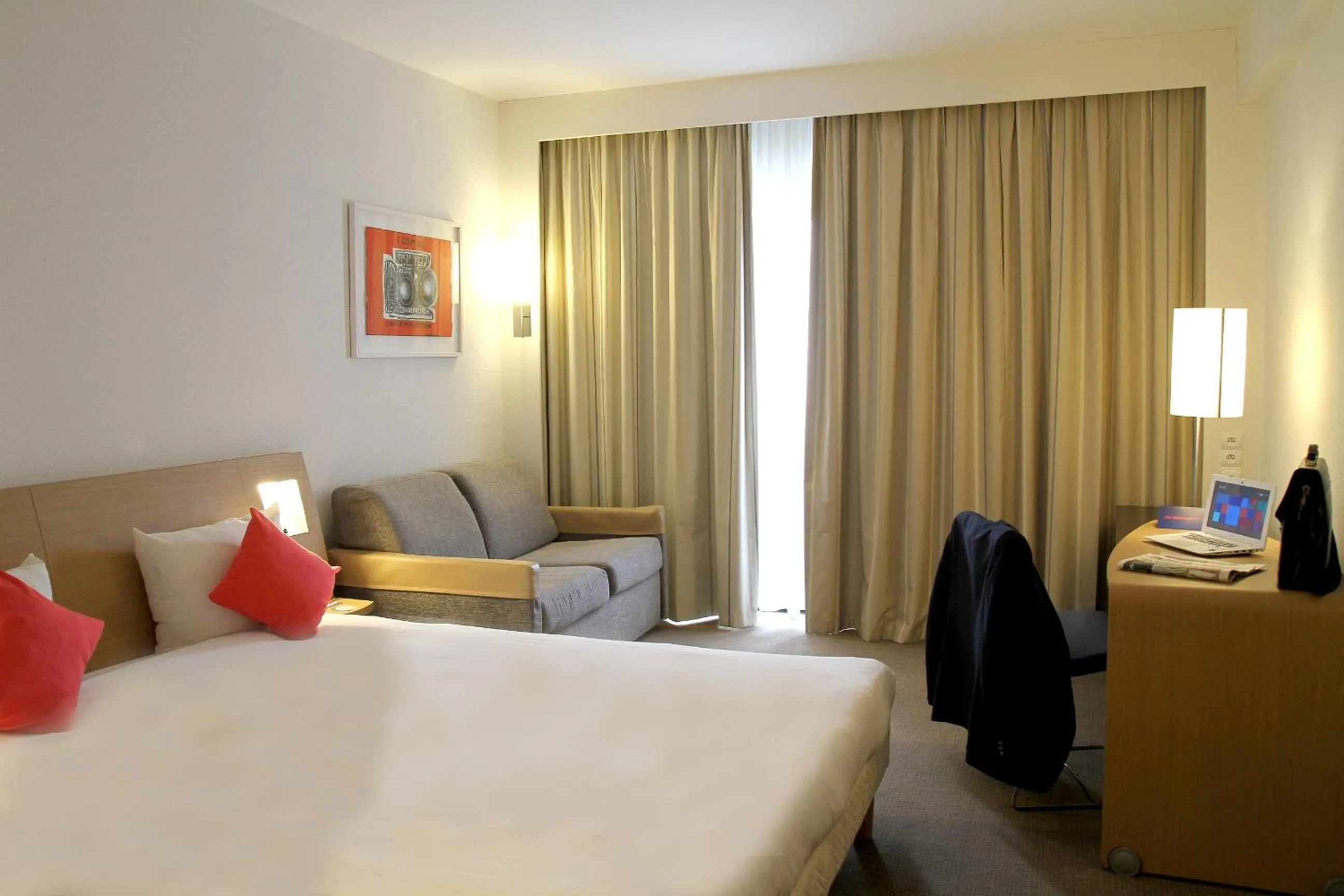 Bed in Novotel Constantine