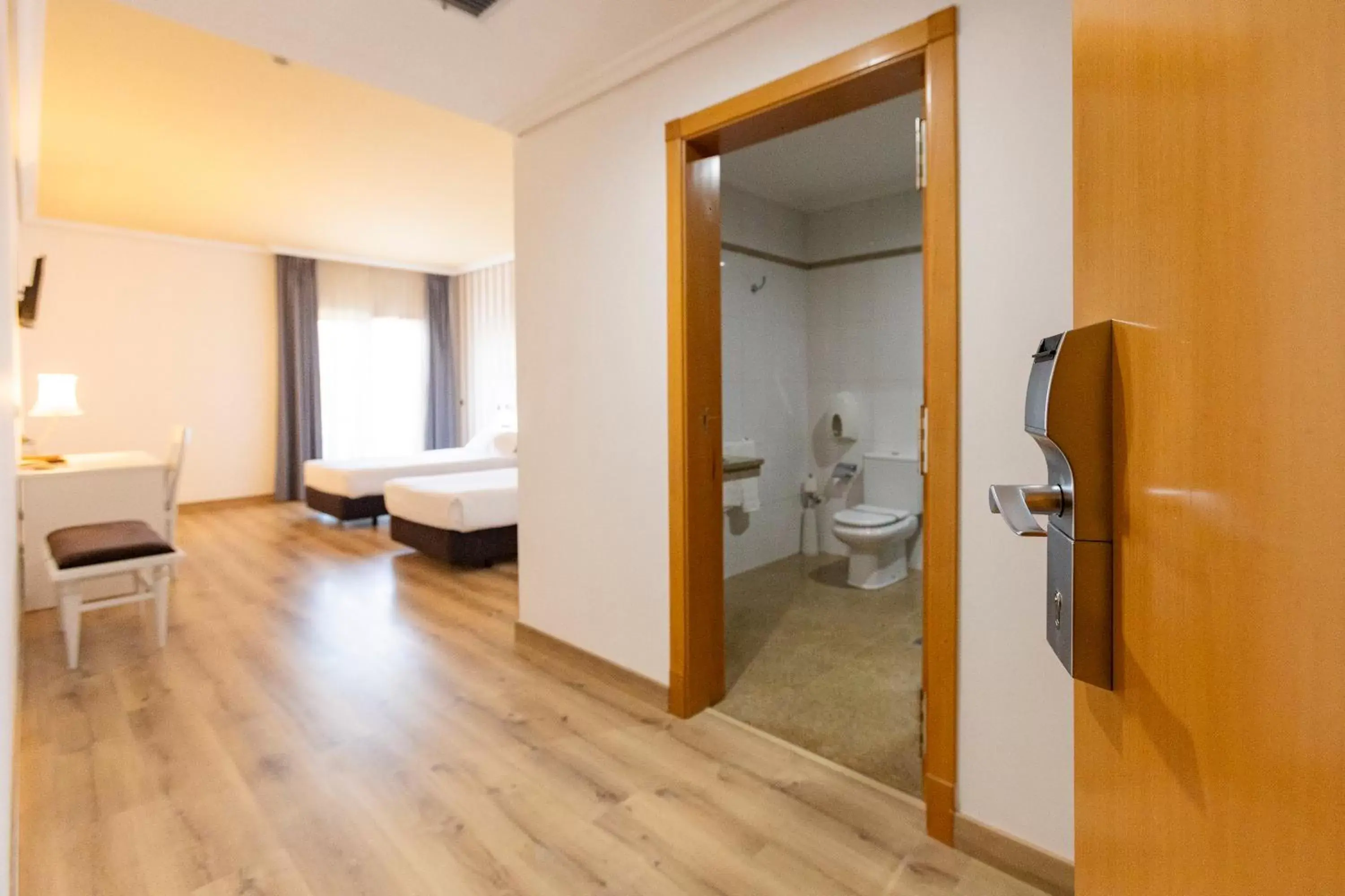 Bedroom, Bathroom in Hotel Alfonso I