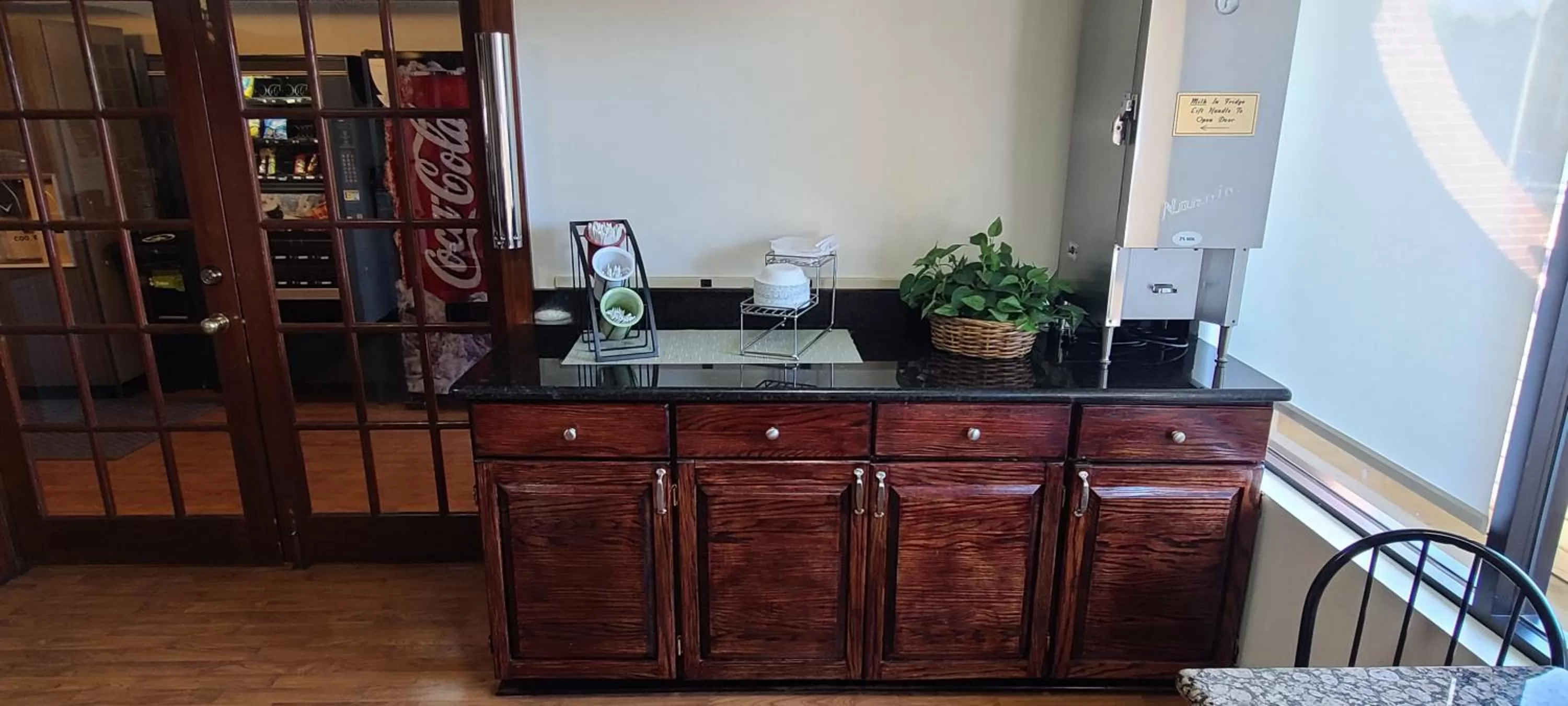 Lobby or reception in Red Roof Inn & Suites Cornelius - Lake Norman